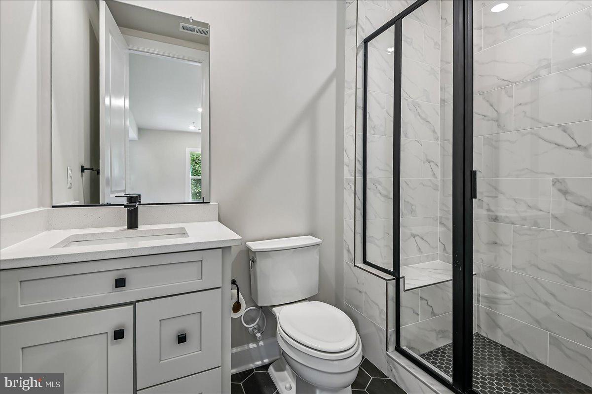 TWO RIVERS - Residential