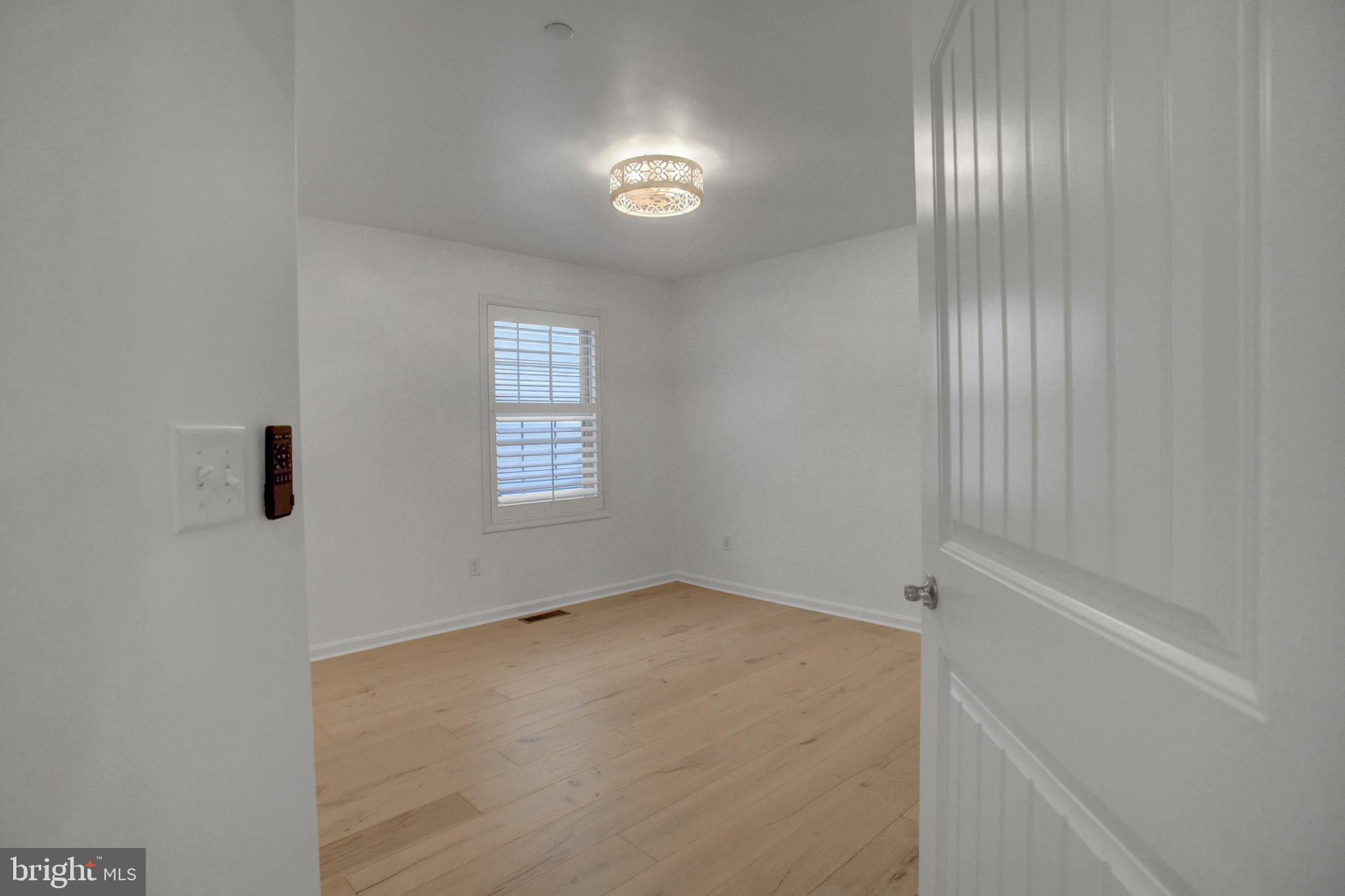 MELROSE MEADOWS III - Residential