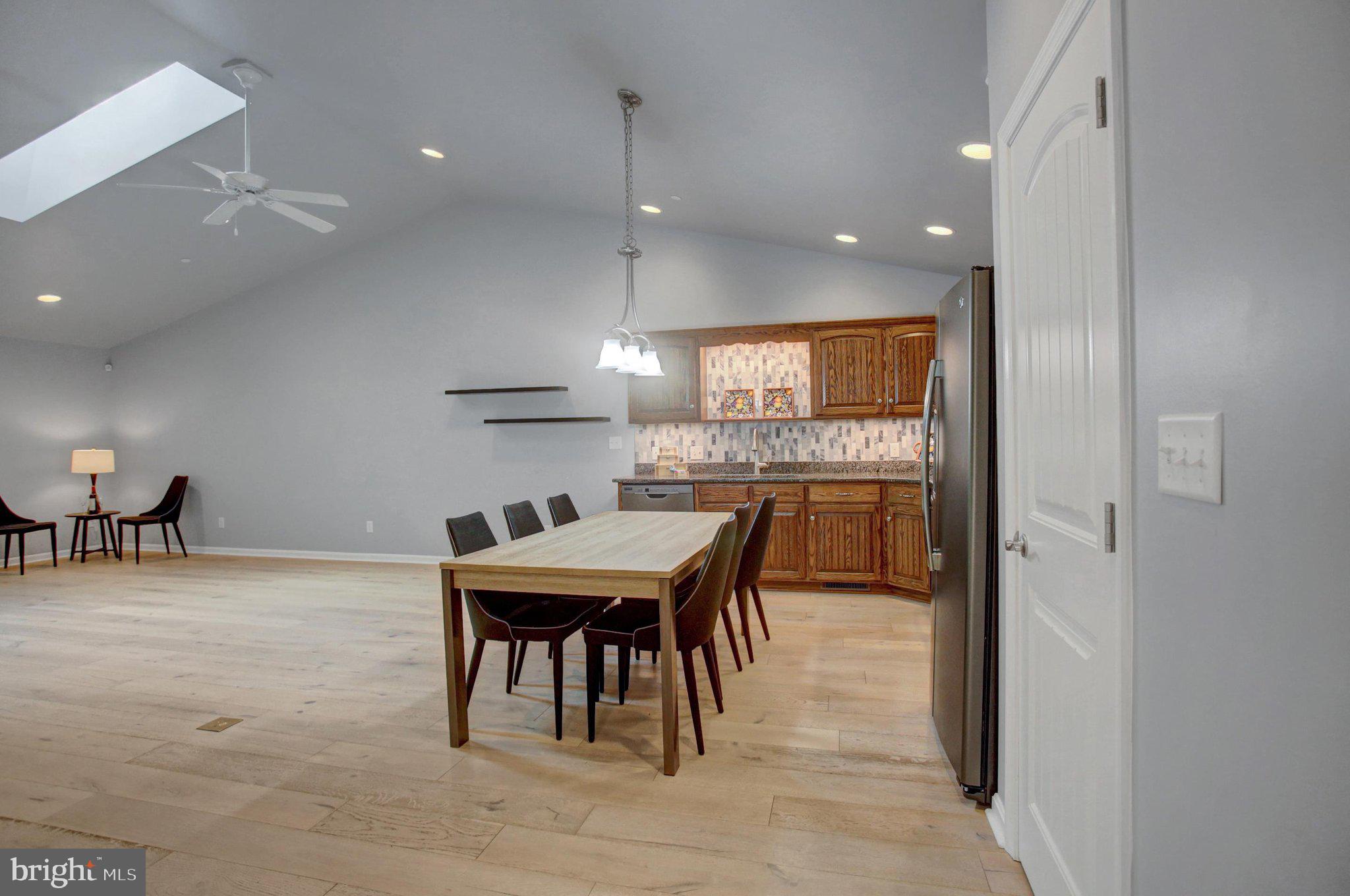 MELROSE MEADOWS III - Residential