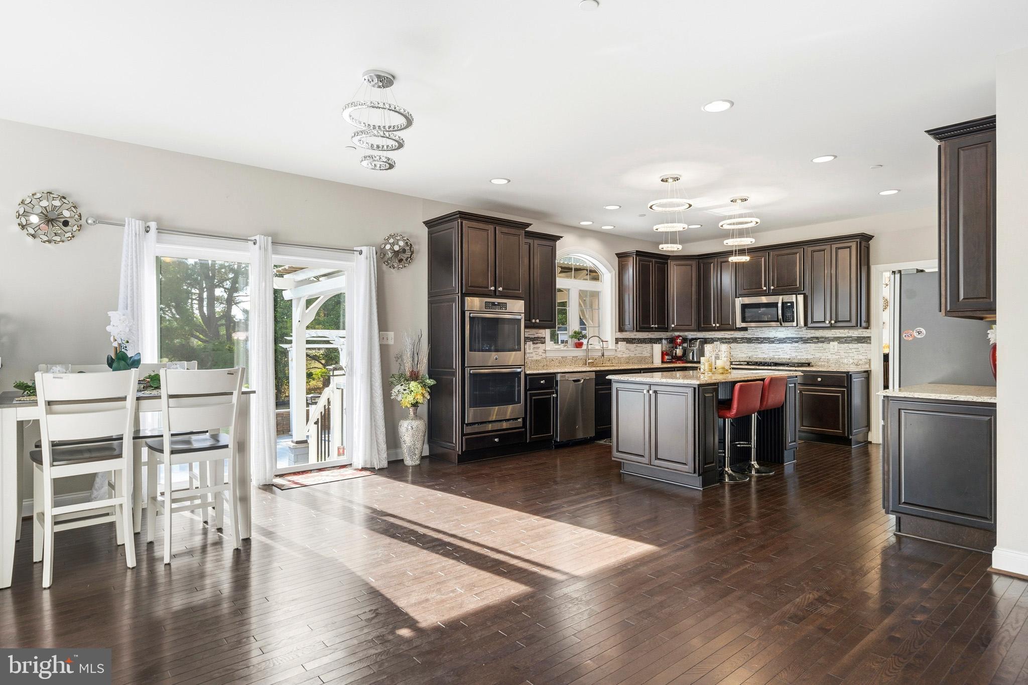 BELMONT - Residential