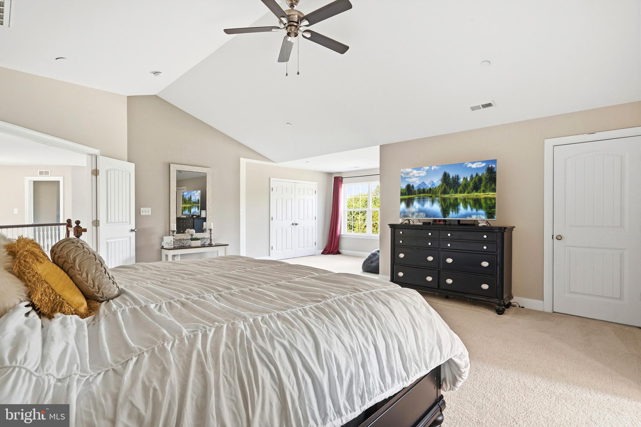 BELMONT - Residential