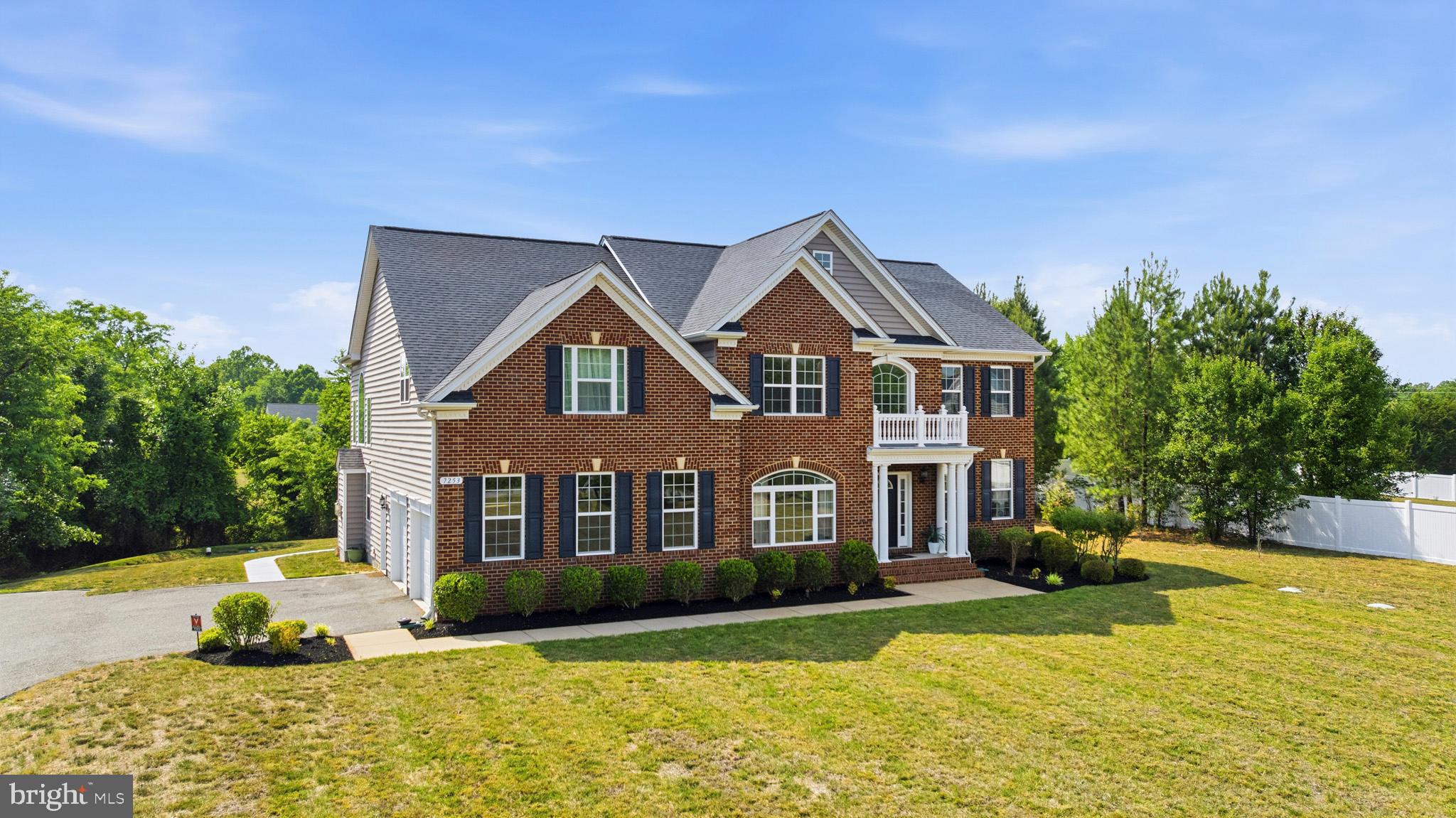 BELMONT - Residential