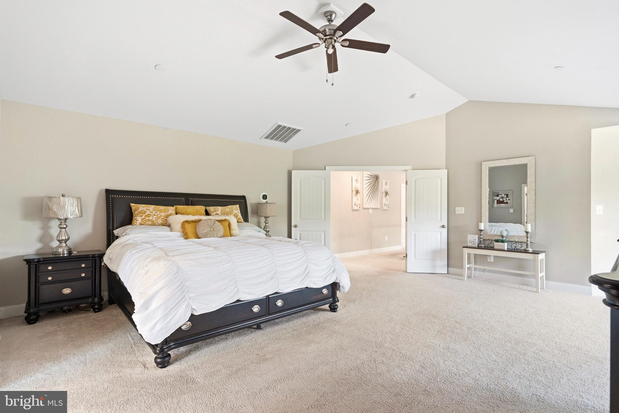 BELMONT - Residential