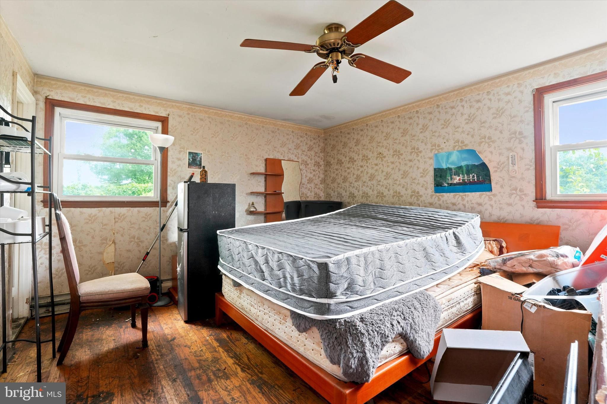 NORTHAMPTON HILLS - Residential