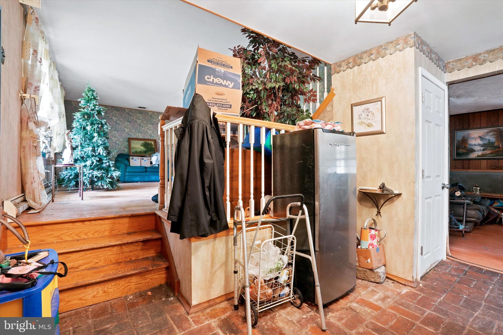 NORTHAMPTON HILLS - Residential