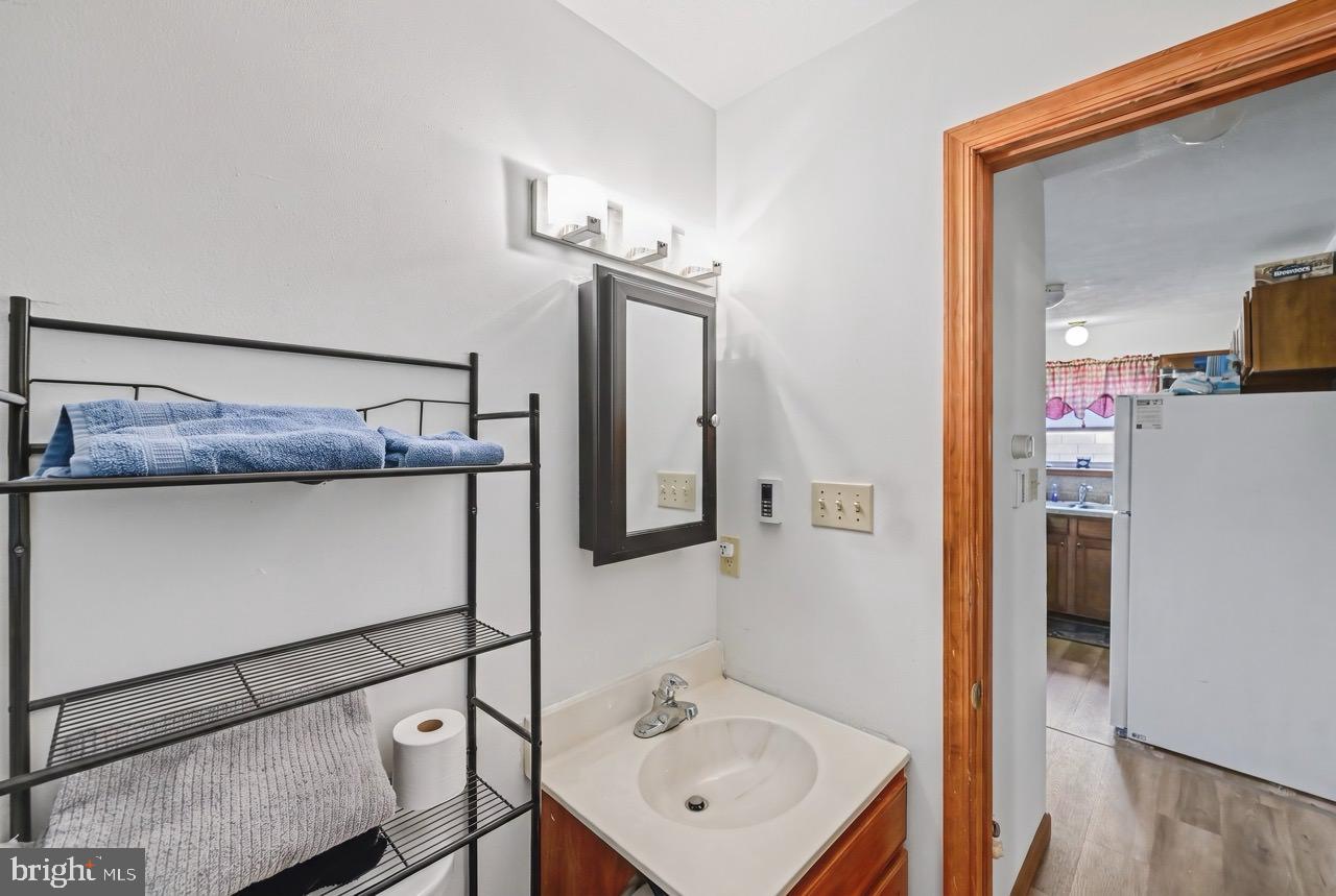 HOLIDAY POCONO - Residential