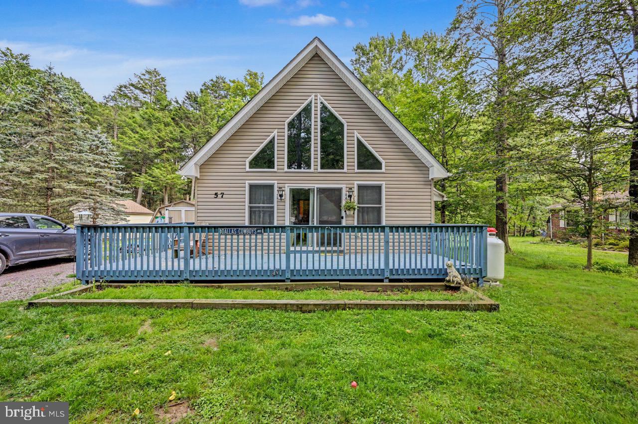 HOLIDAY POCONO - Residential