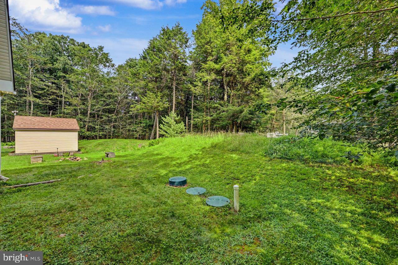 HOLIDAY POCONO - Residential