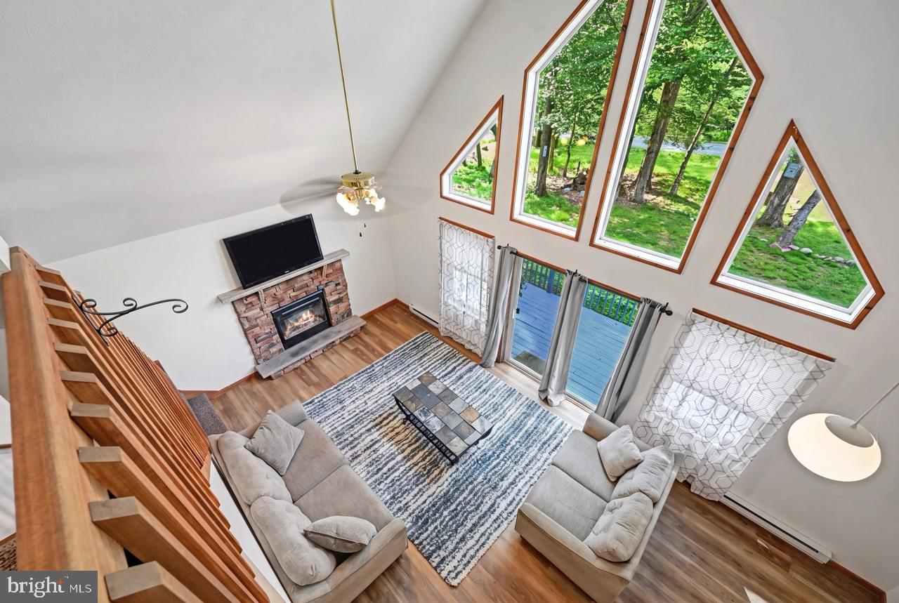 HOLIDAY POCONO - Residential