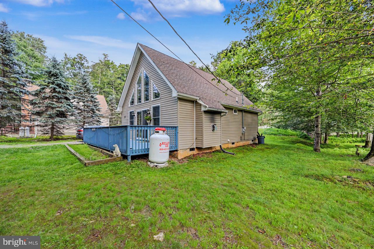 HOLIDAY POCONO - Residential
