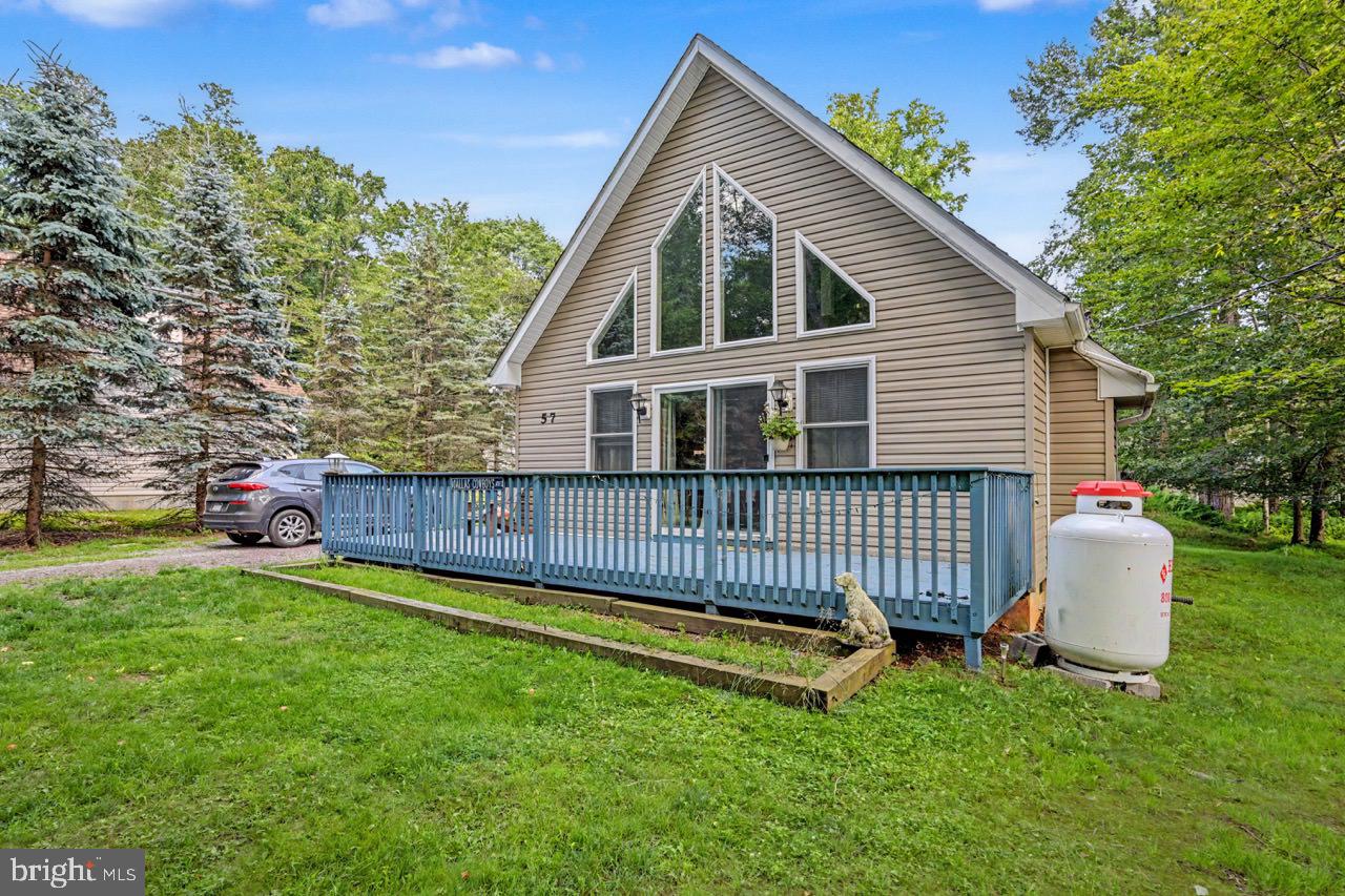 HOLIDAY POCONO - Residential
