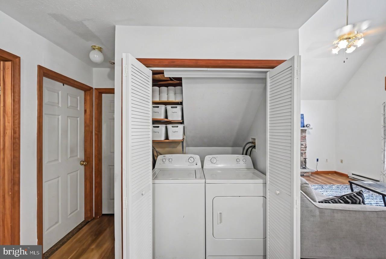HOLIDAY POCONO - Residential