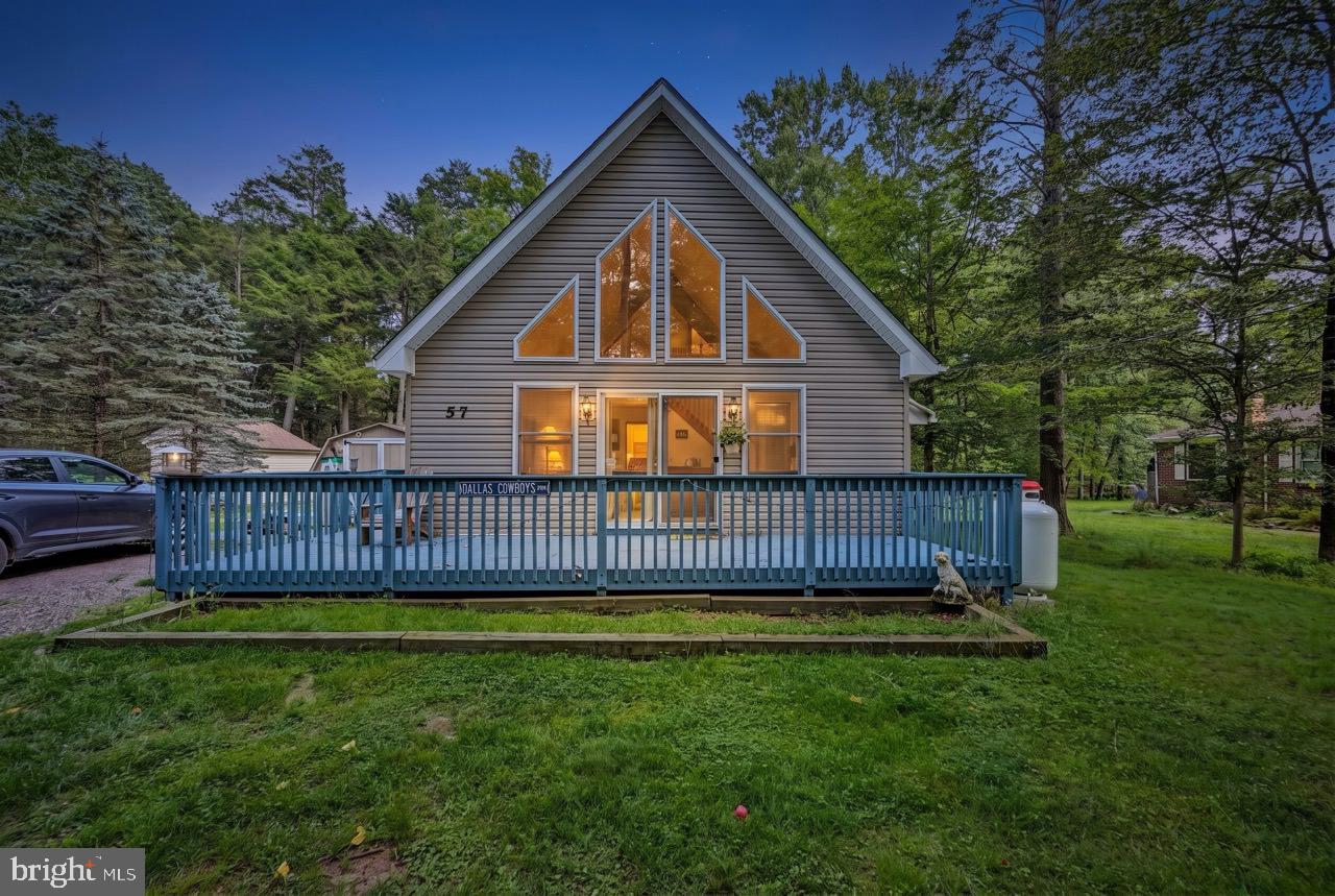 HOLIDAY POCONO - Residential