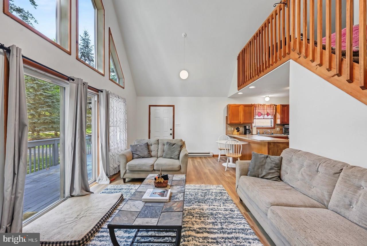 HOLIDAY POCONO - Residential