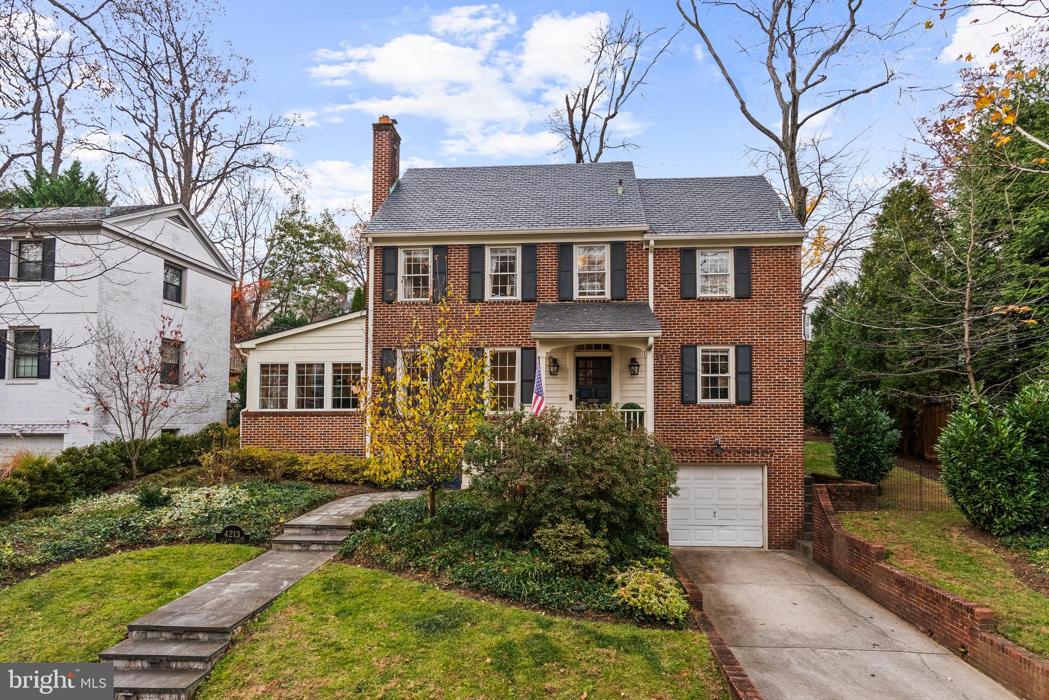 CHEVY CHASE - Residential