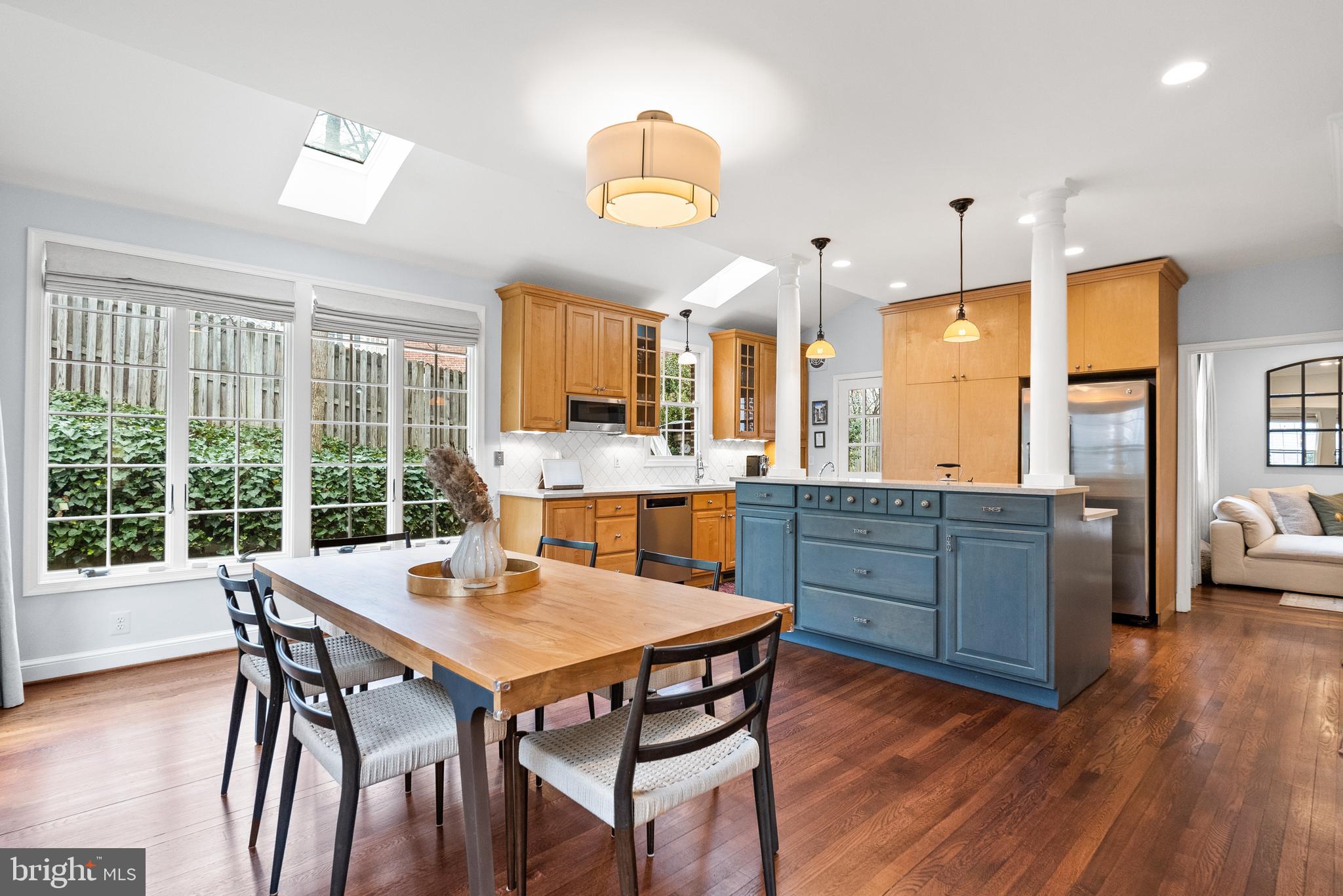 CHEVY CHASE - Residential