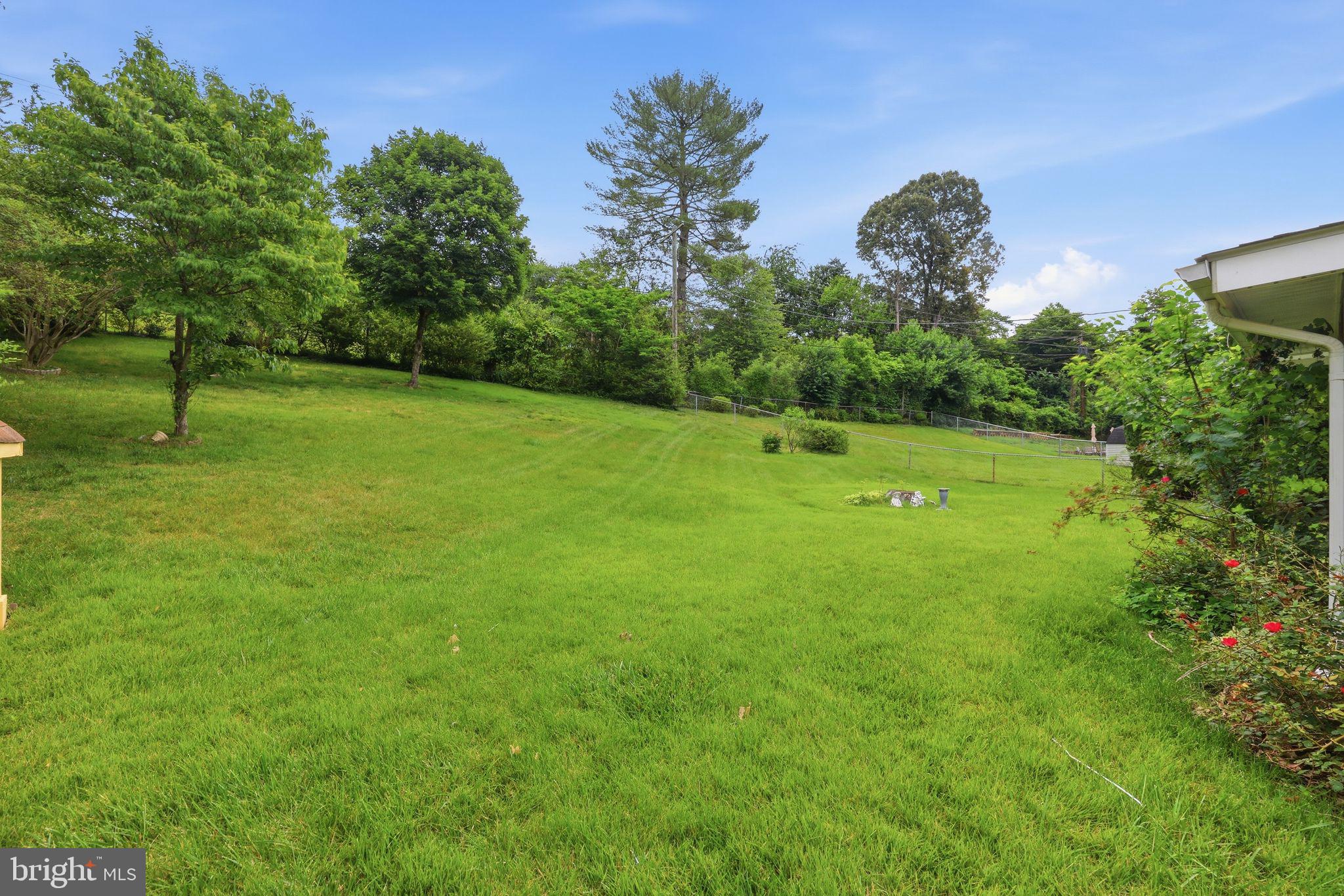 MEADOWBROOK AT BELAIR - Residential