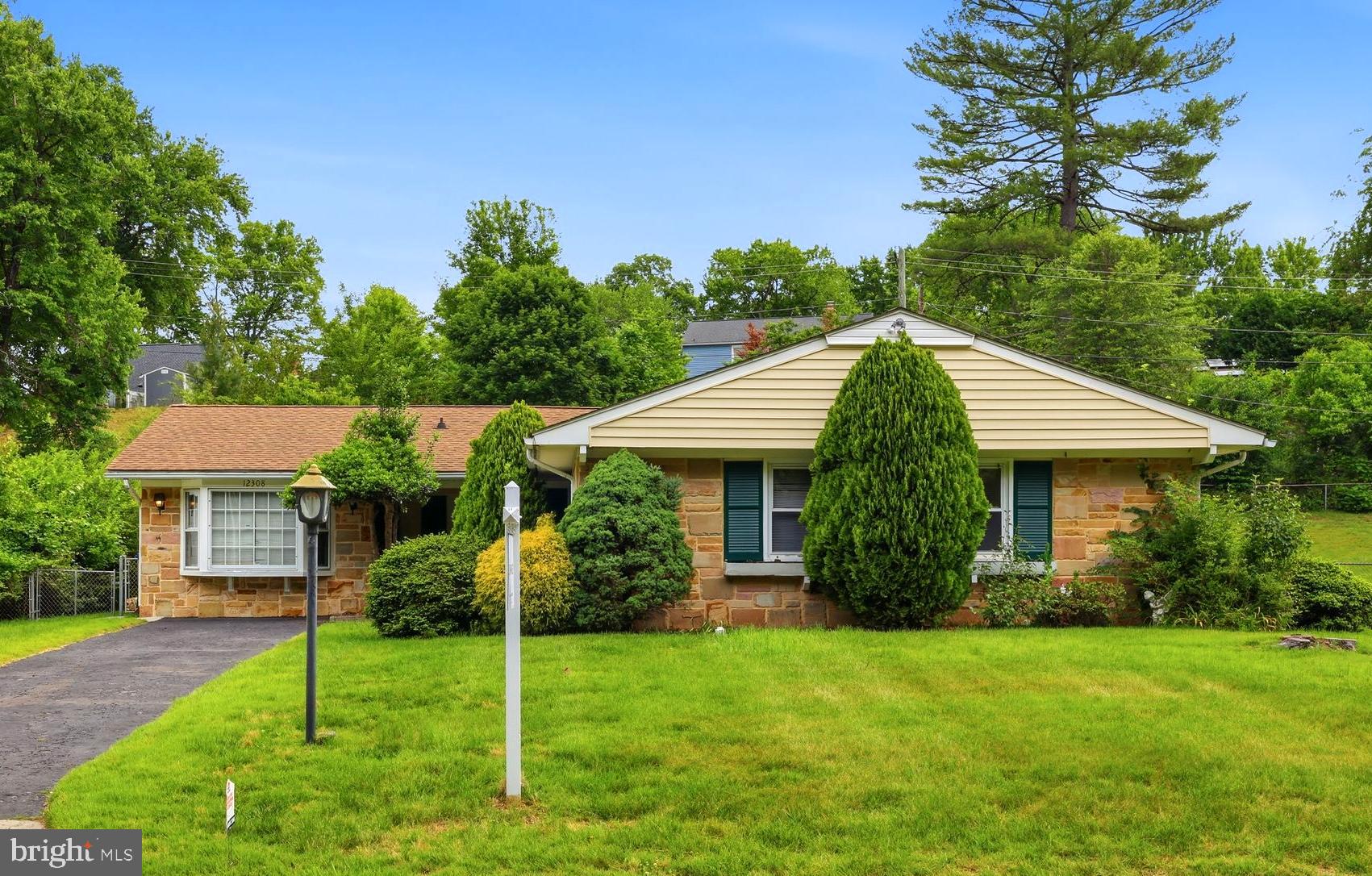 MEADOWBROOK AT BELAIR - Residential