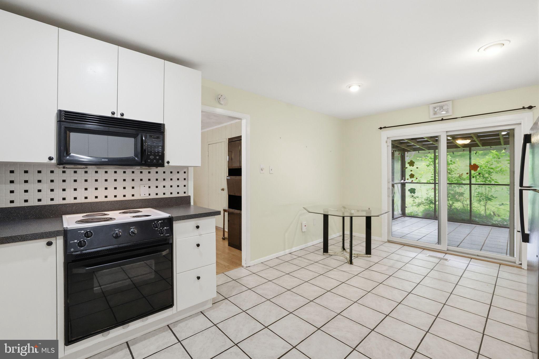 MEADOWBROOK AT BELAIR - Residential