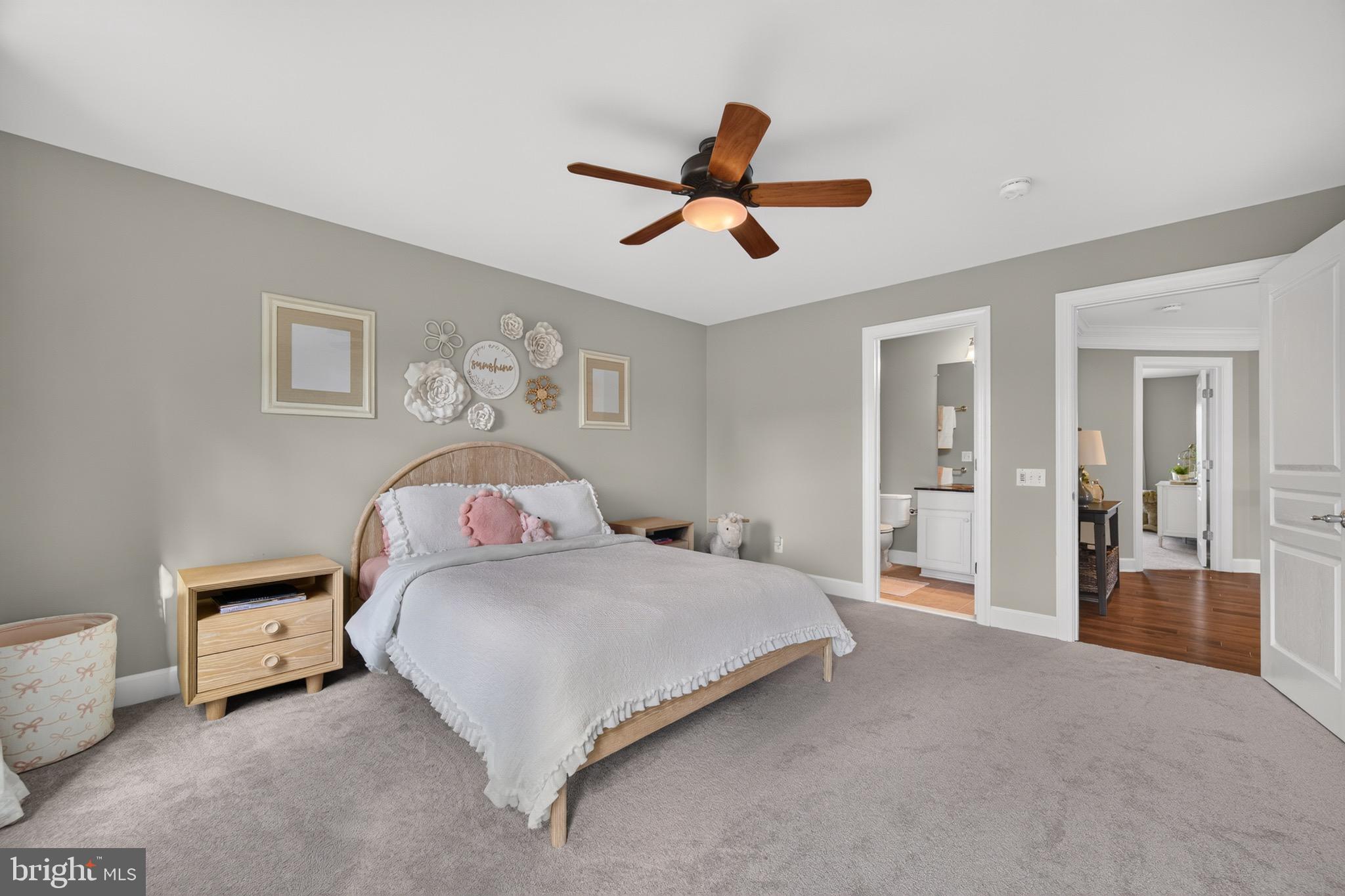 RED CEDAR - Residential