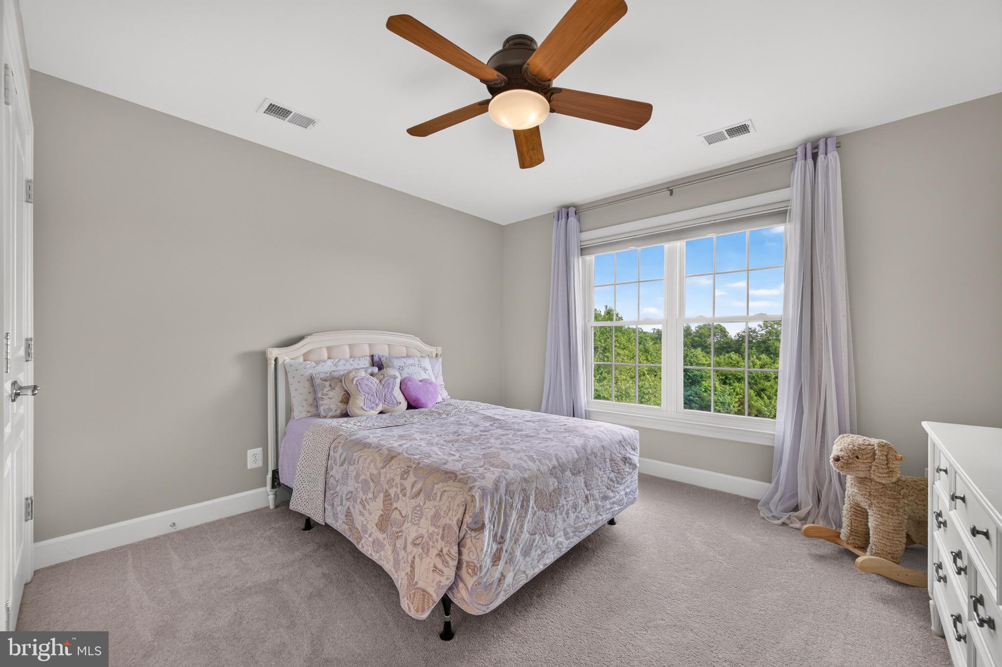 RED CEDAR - Residential