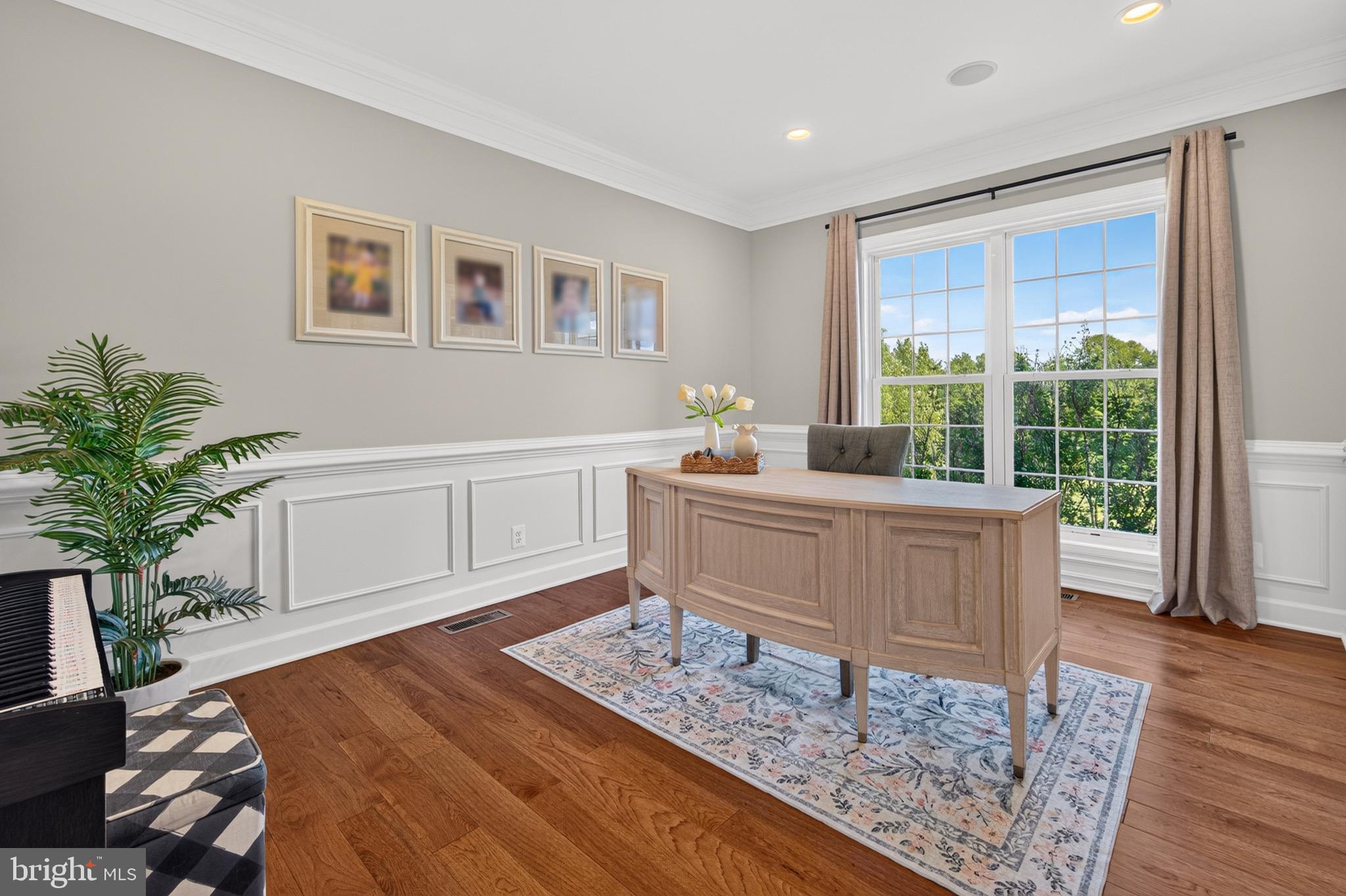 RED CEDAR - Residential