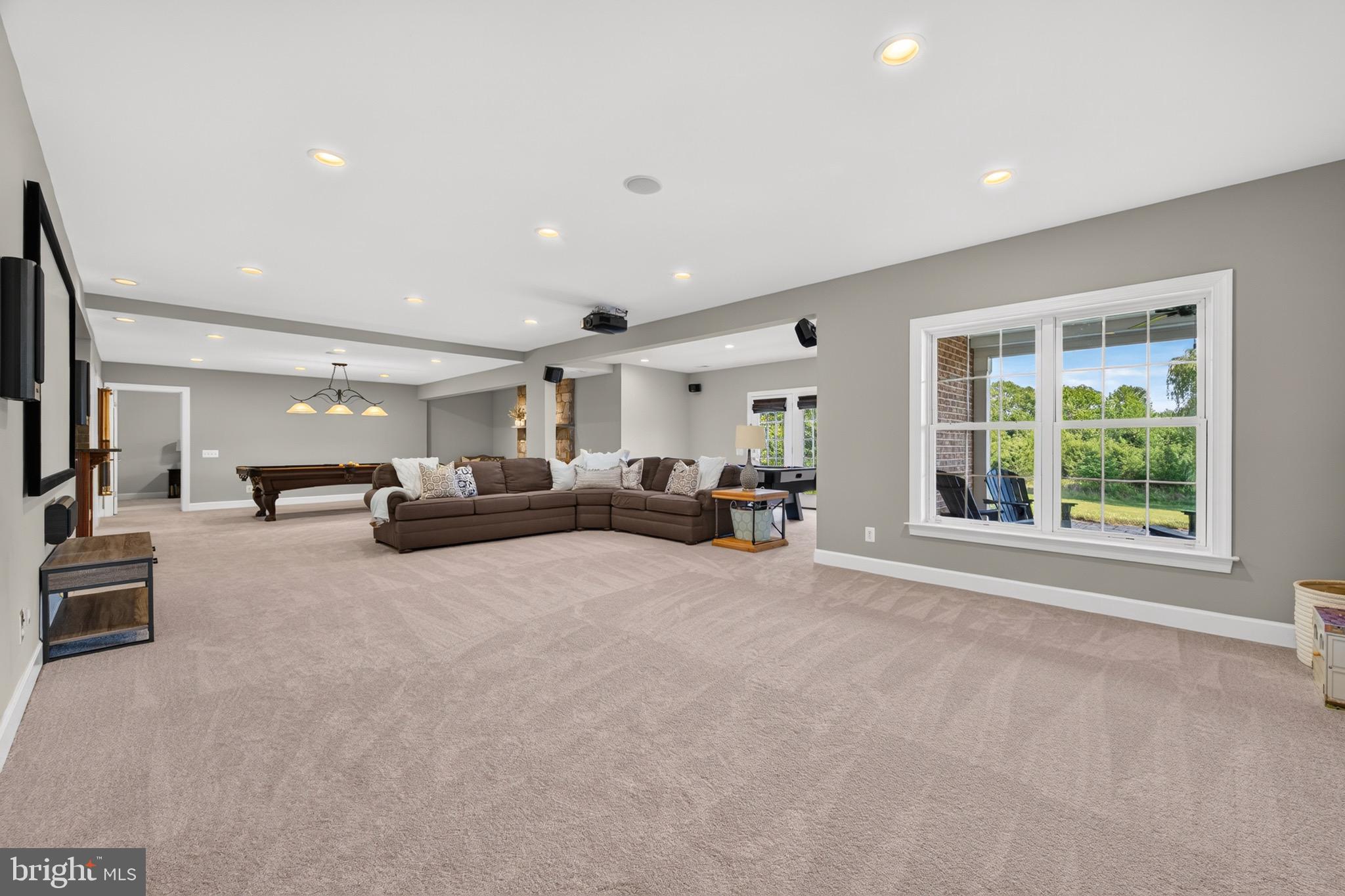 RED CEDAR - Residential