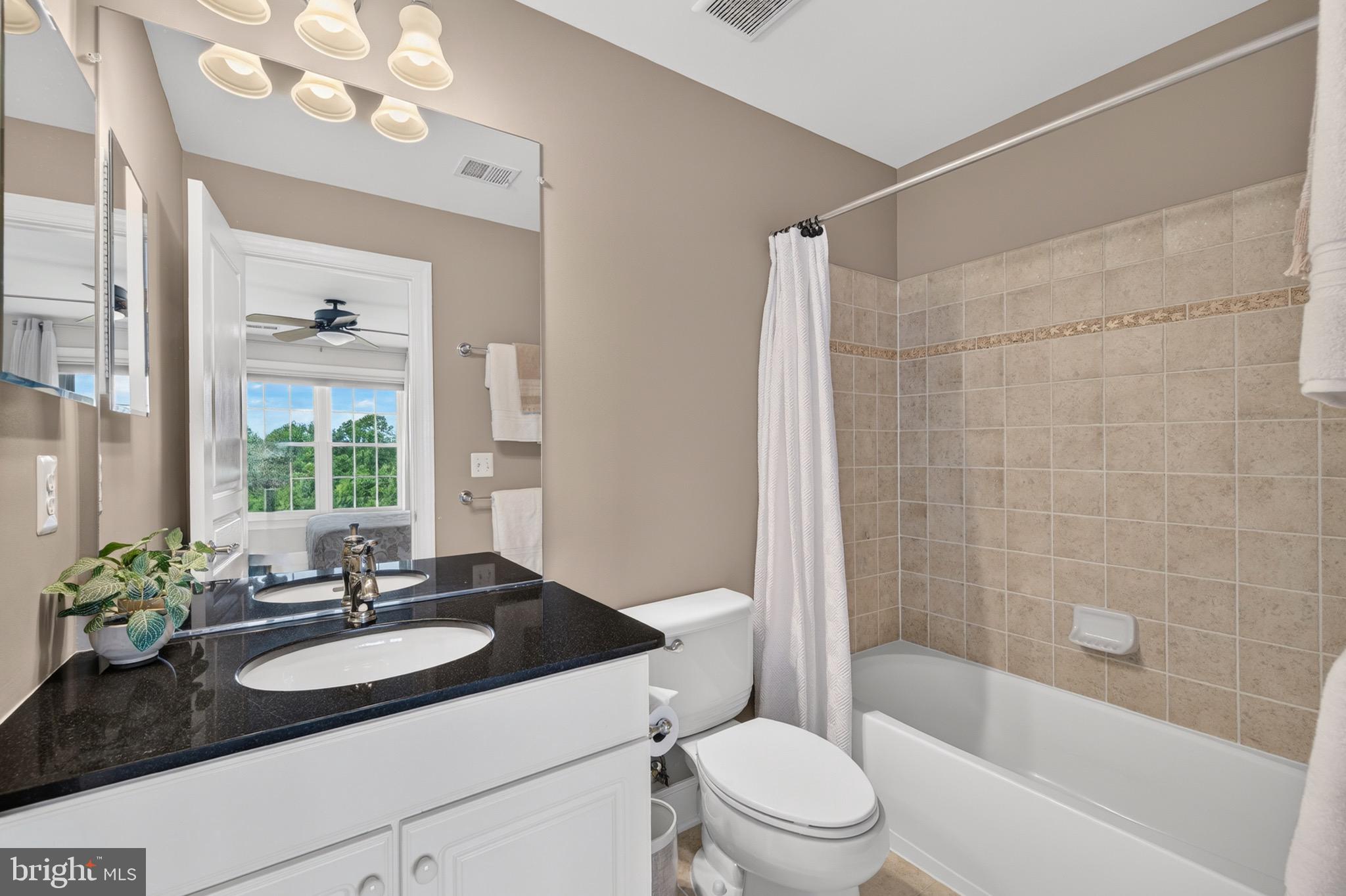 RED CEDAR - Residential