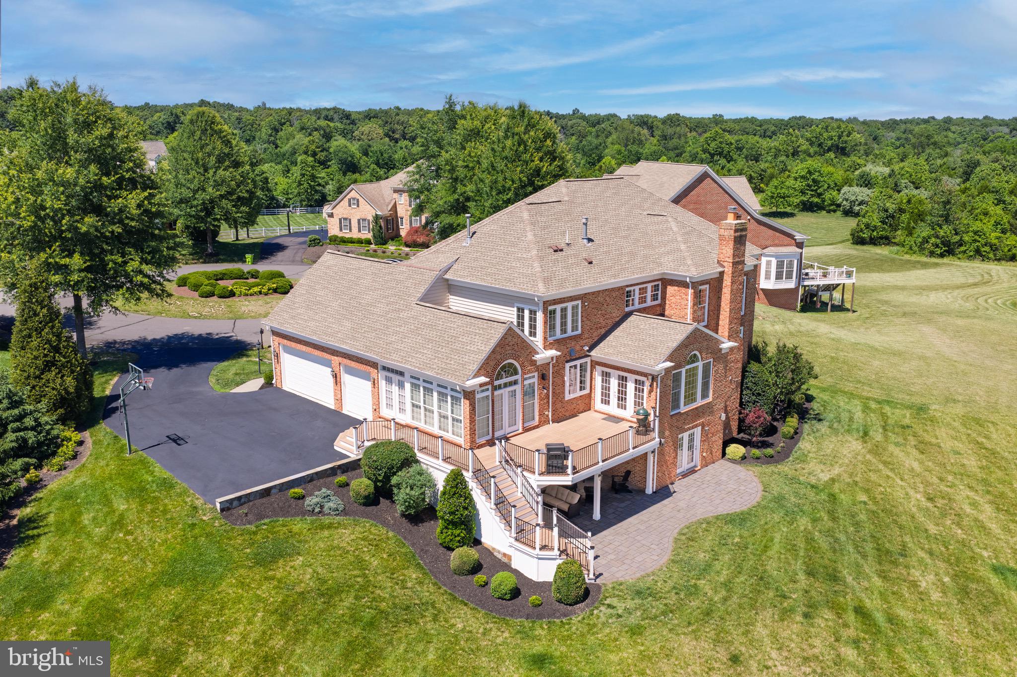 RED CEDAR - Residential