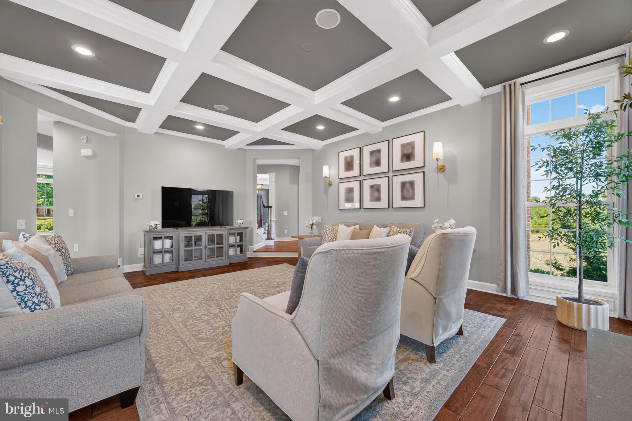 RED CEDAR - Residential