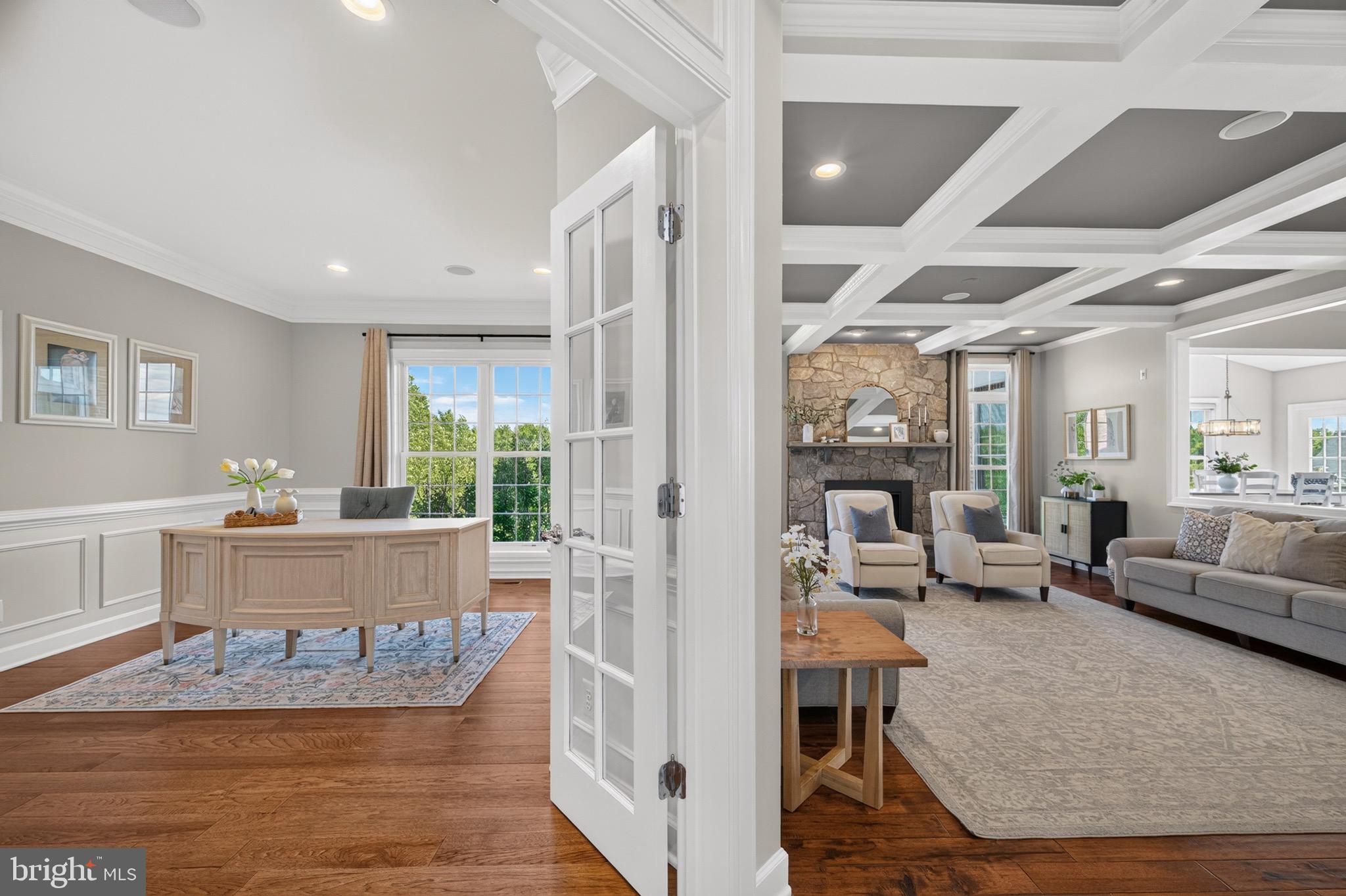 RED CEDAR - Residential