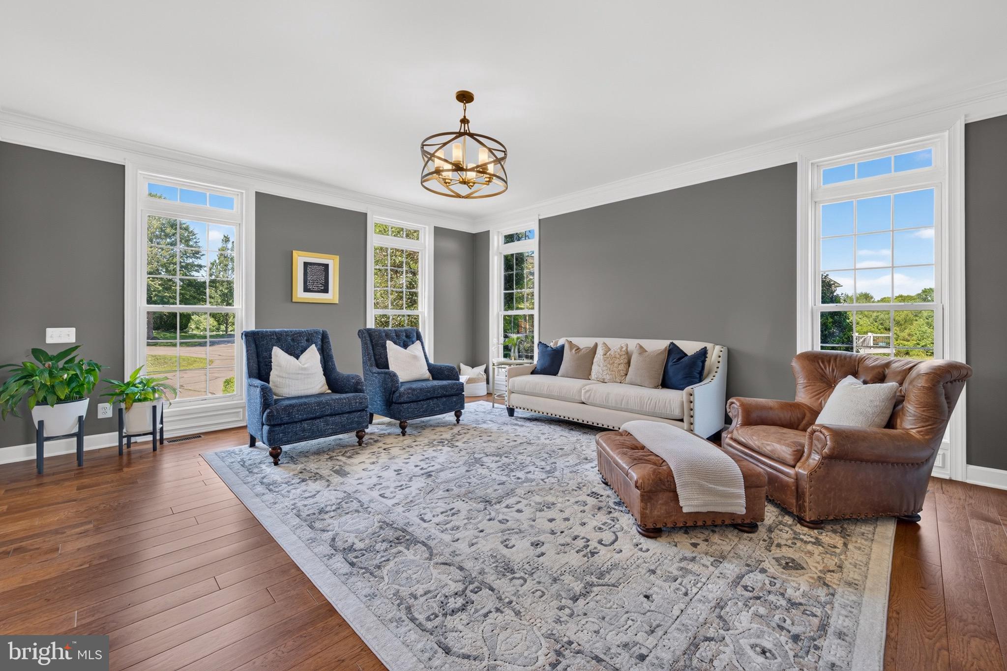 RED CEDAR - Residential