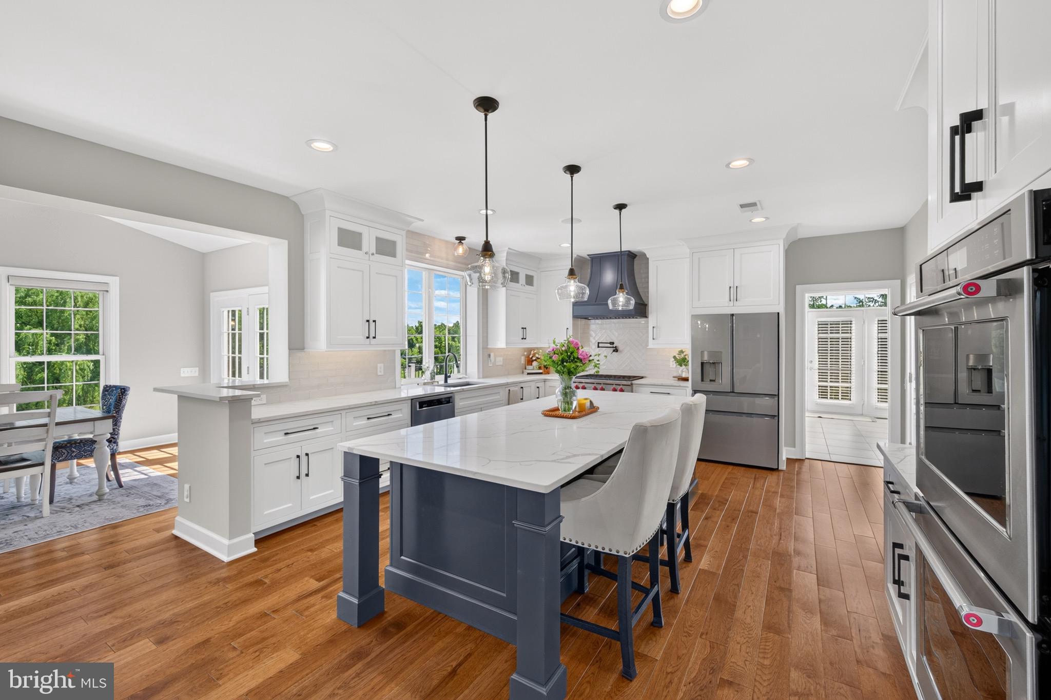RED CEDAR - Residential