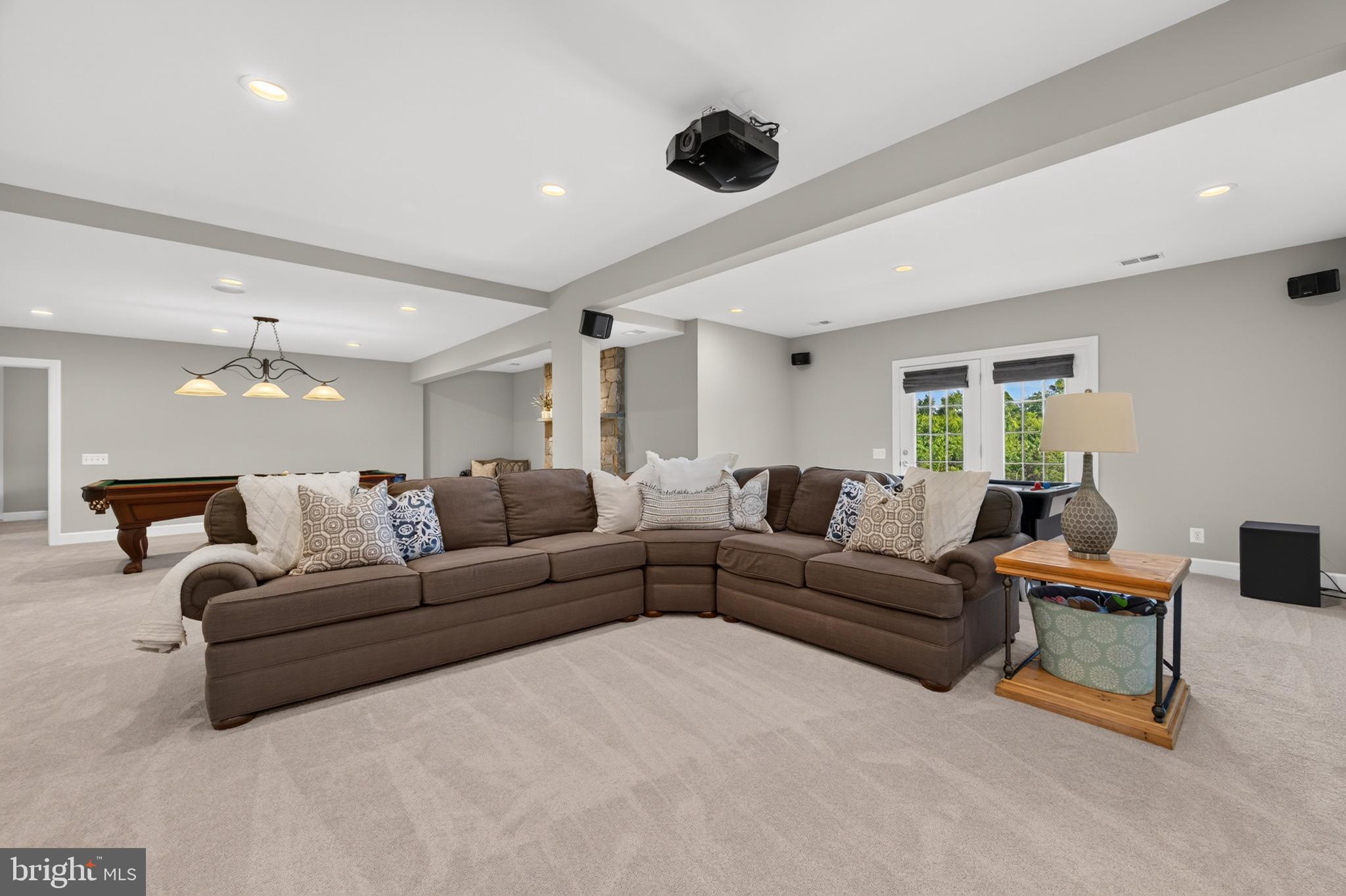 RED CEDAR - Residential
