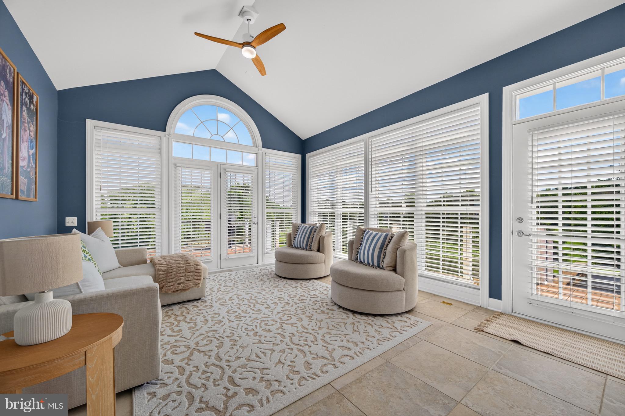 RED CEDAR - Residential