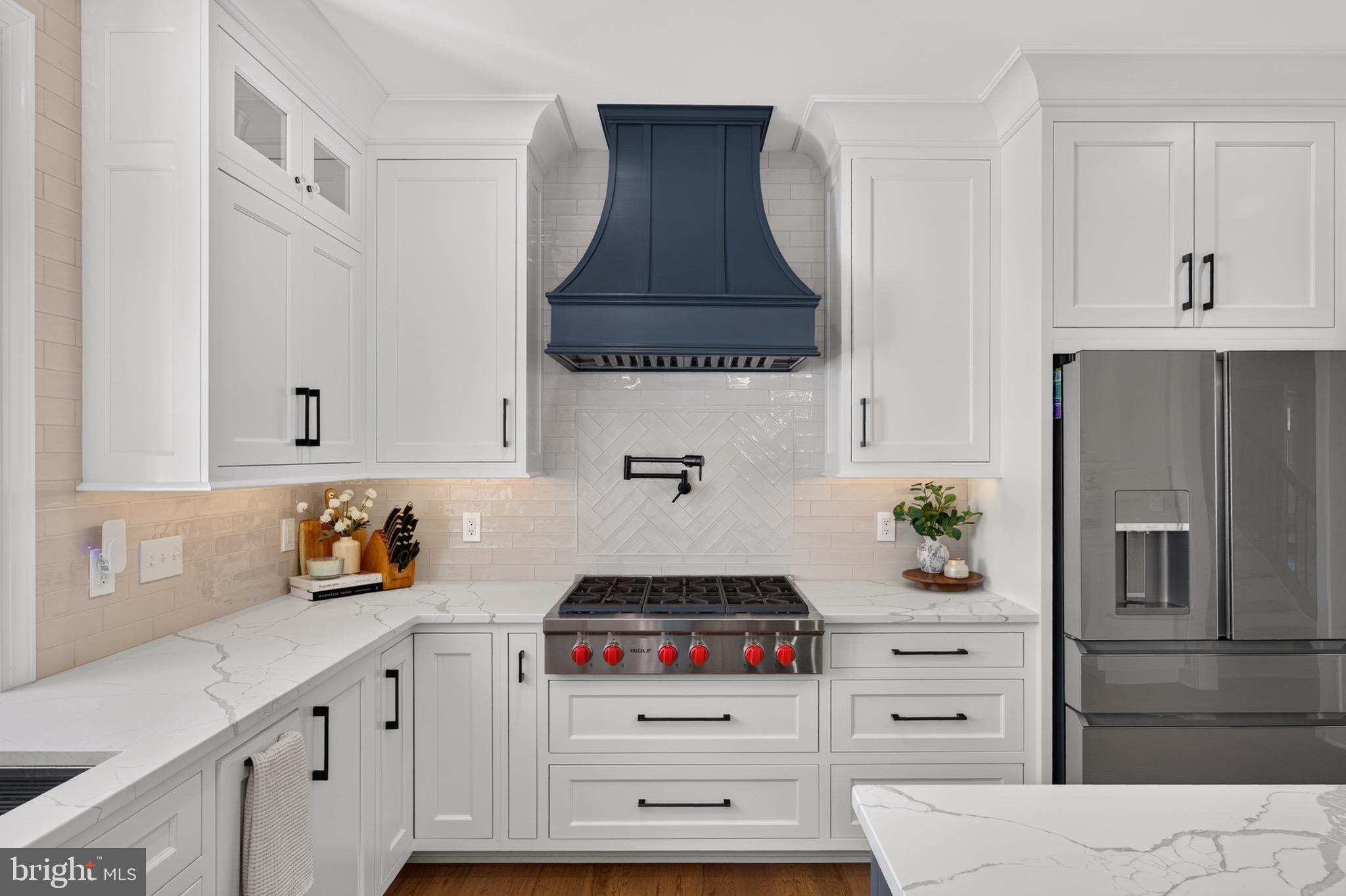 RED CEDAR - Residential