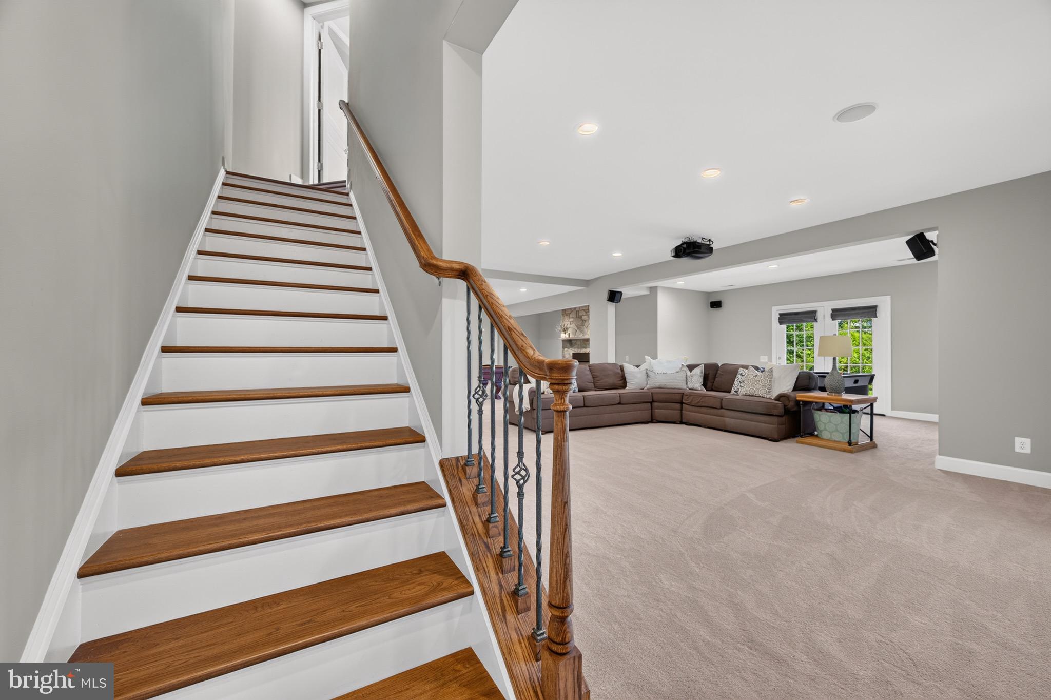 RED CEDAR - Residential