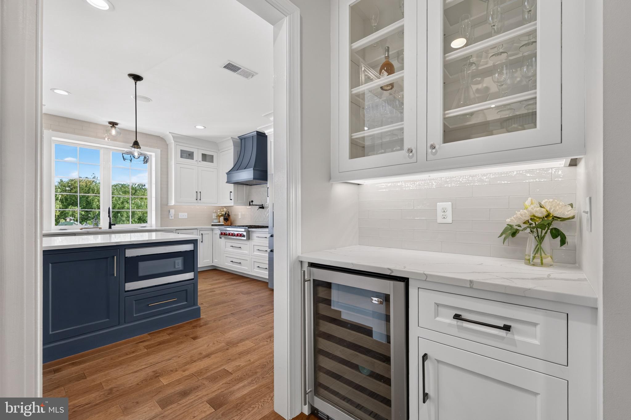 RED CEDAR - Residential