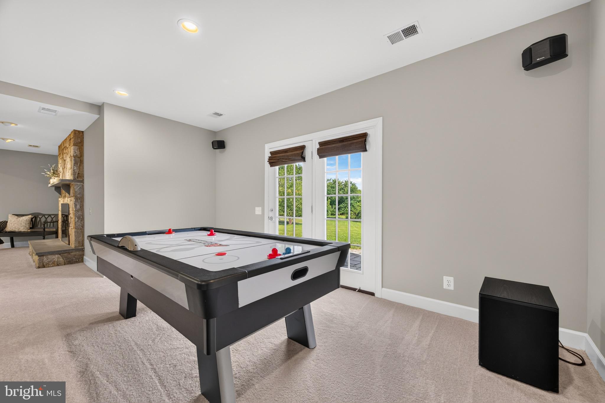 RED CEDAR - Residential