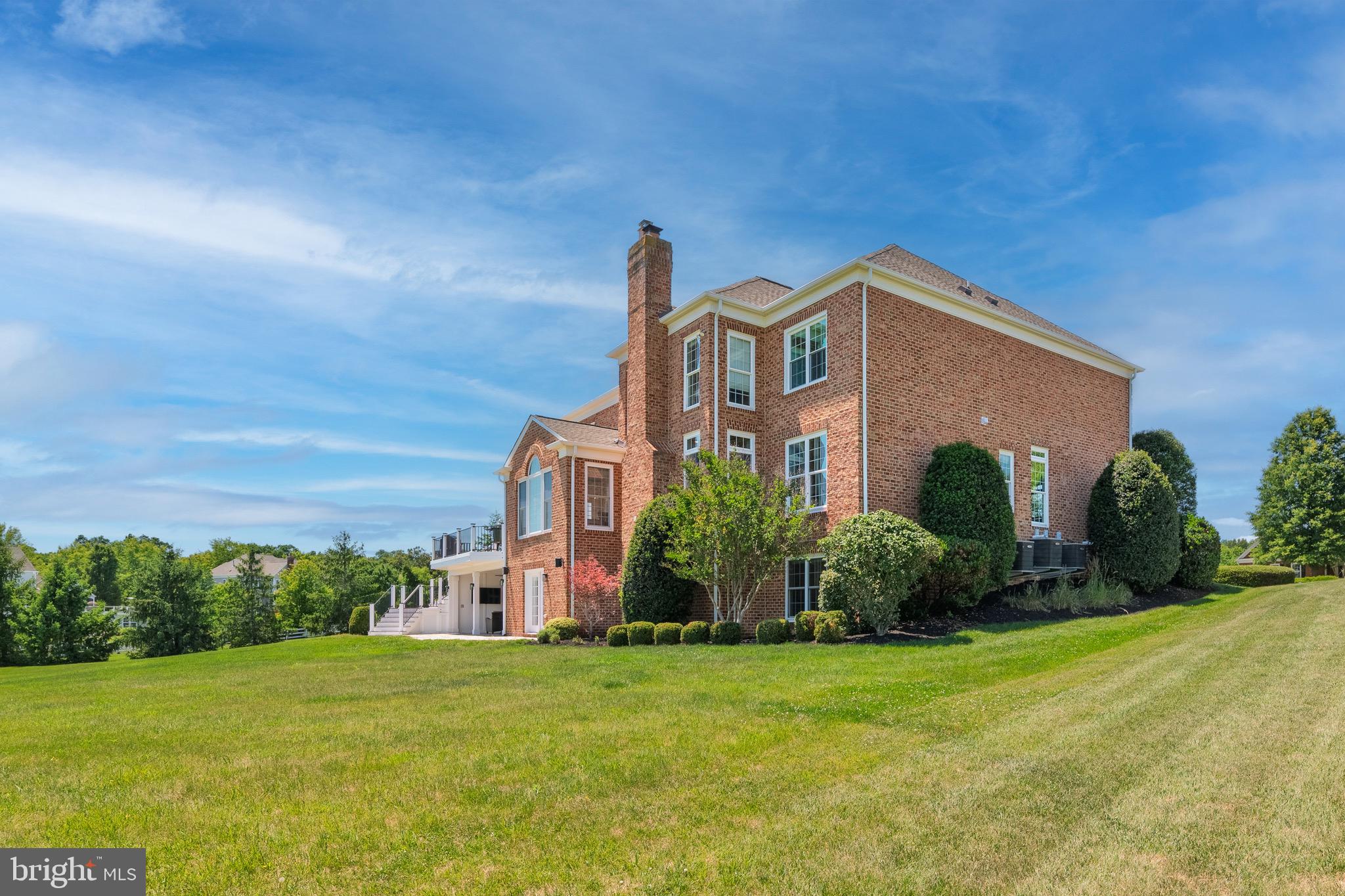 RED CEDAR - Residential