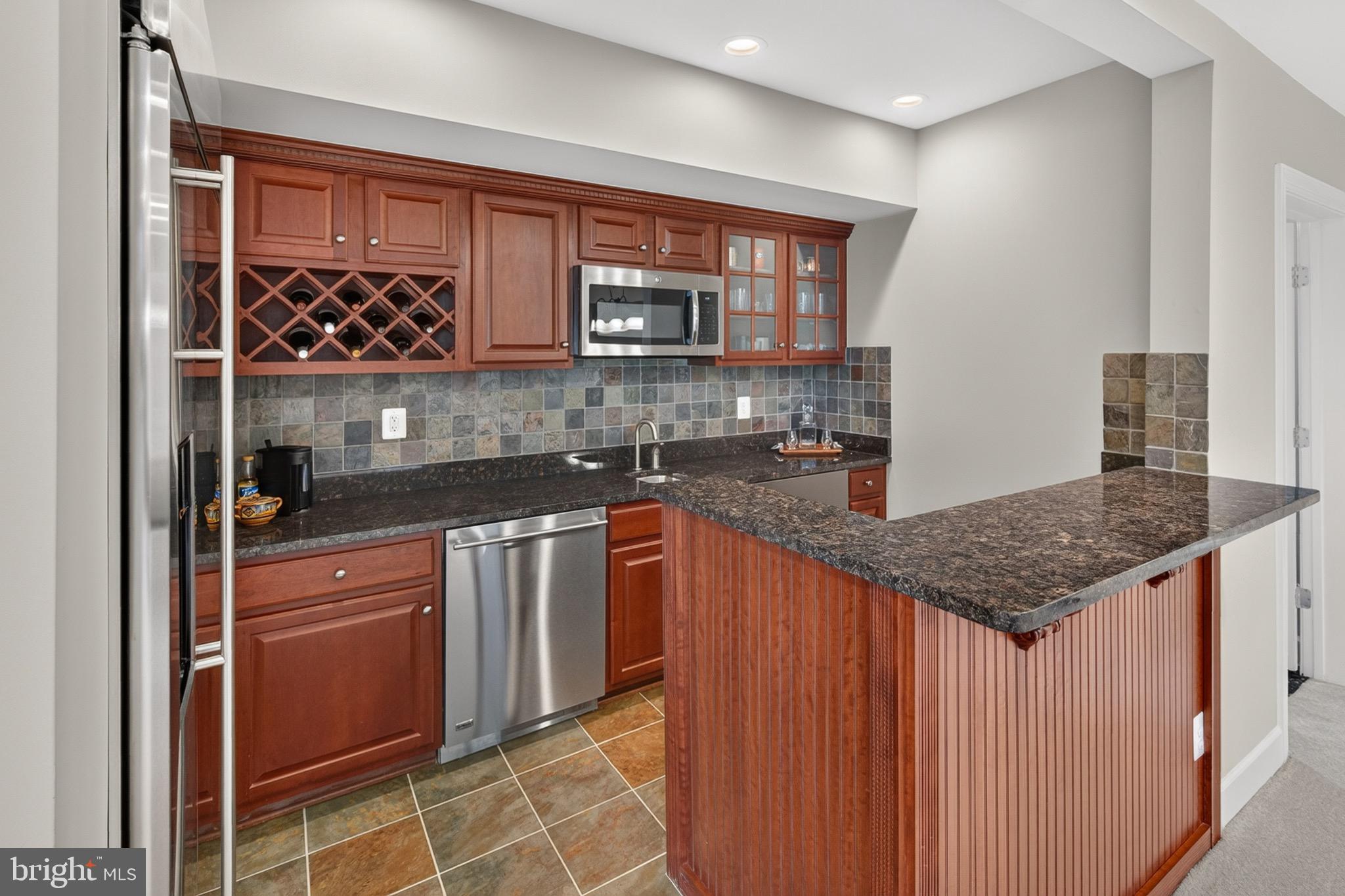 RED CEDAR - Residential
