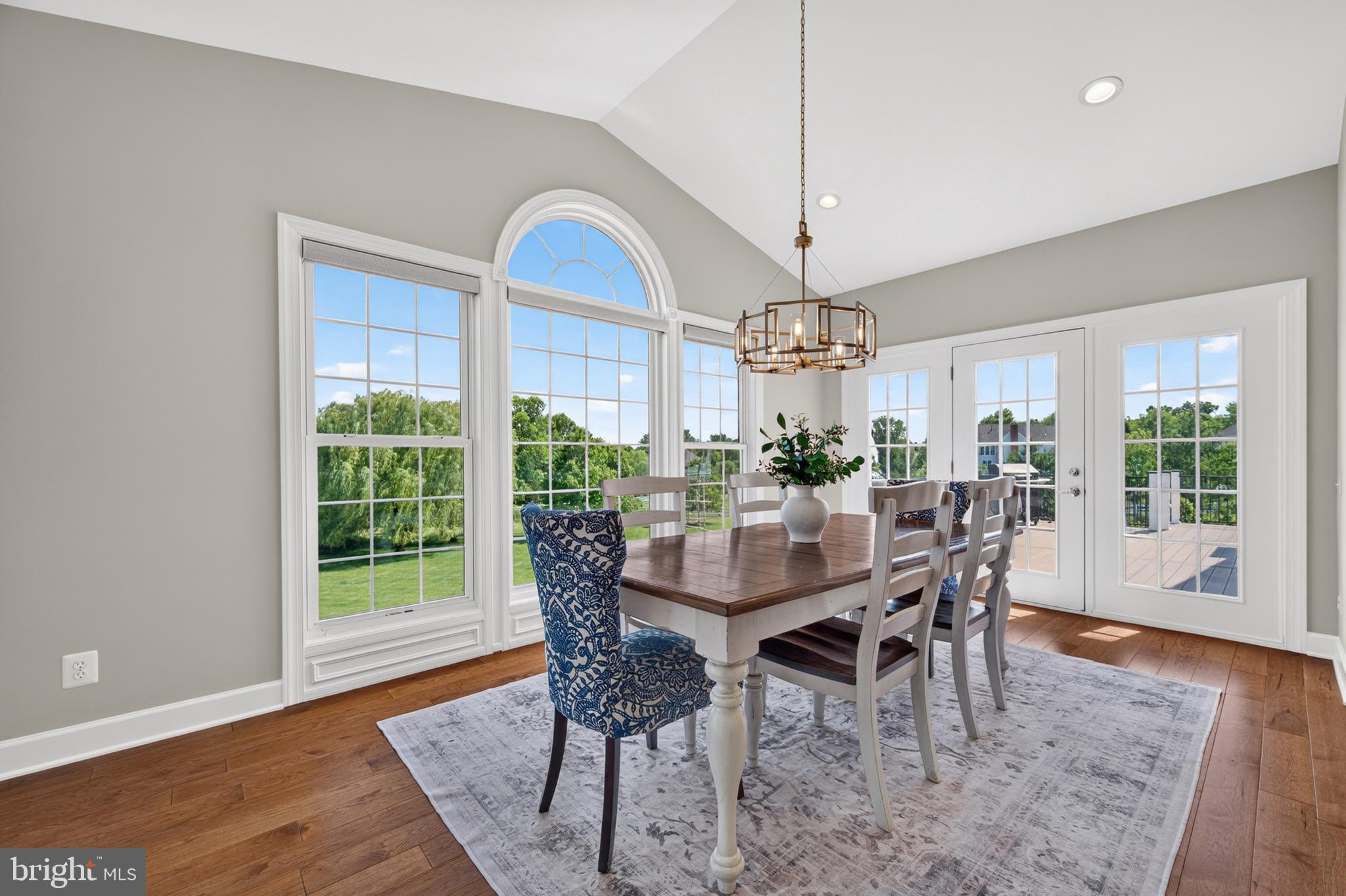 RED CEDAR - Residential
