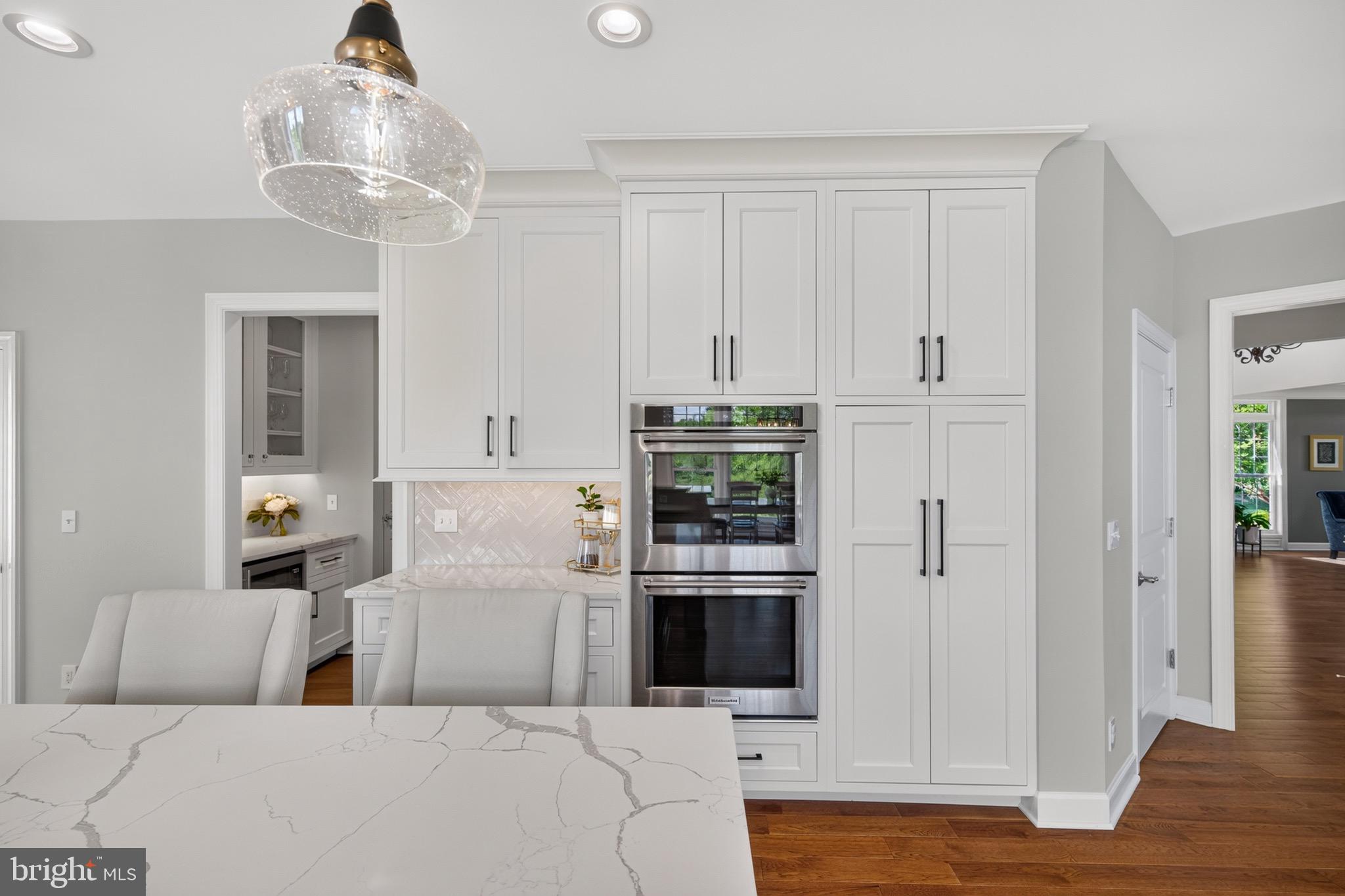 RED CEDAR - Residential
