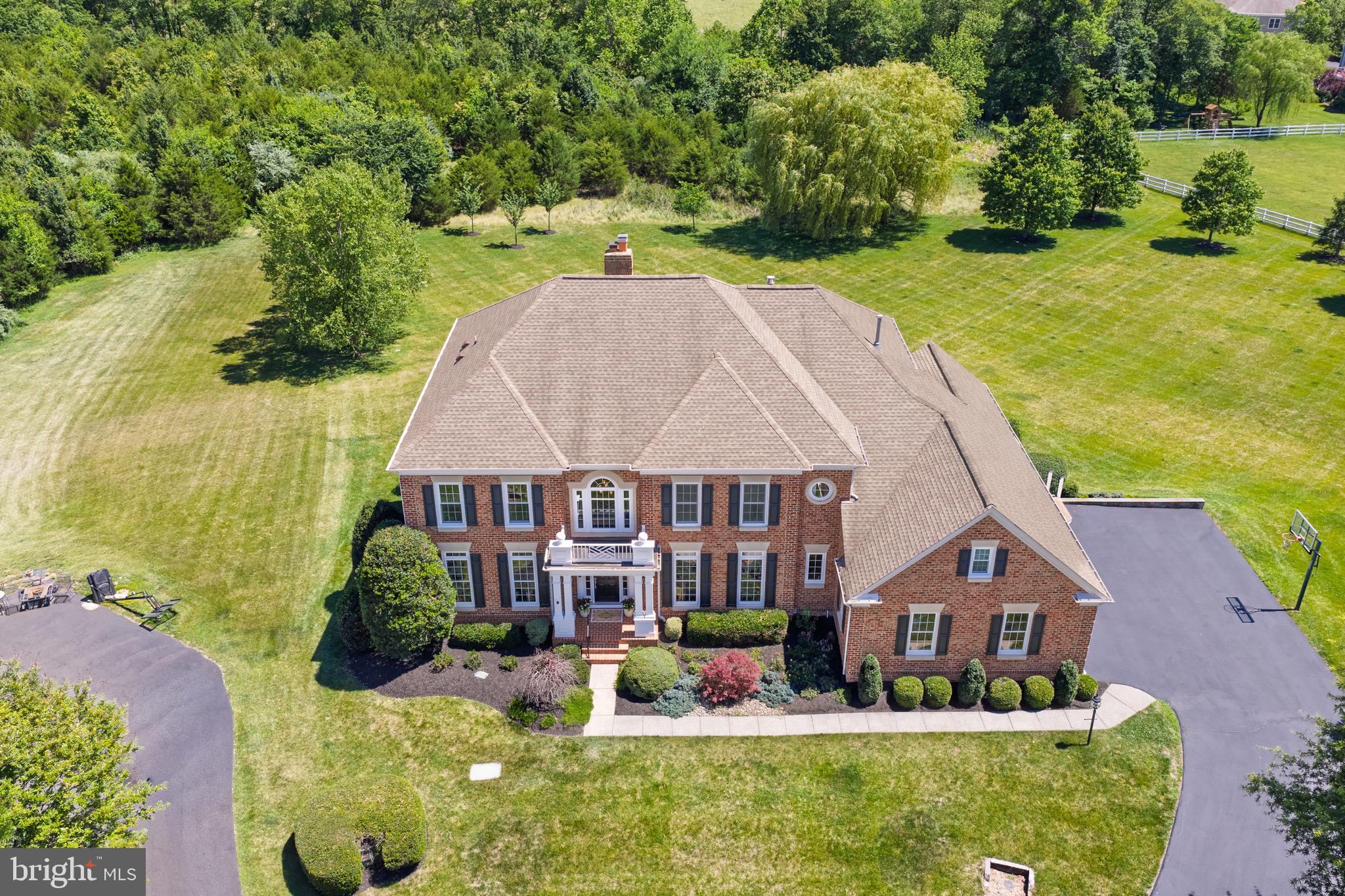 RED CEDAR - Residential