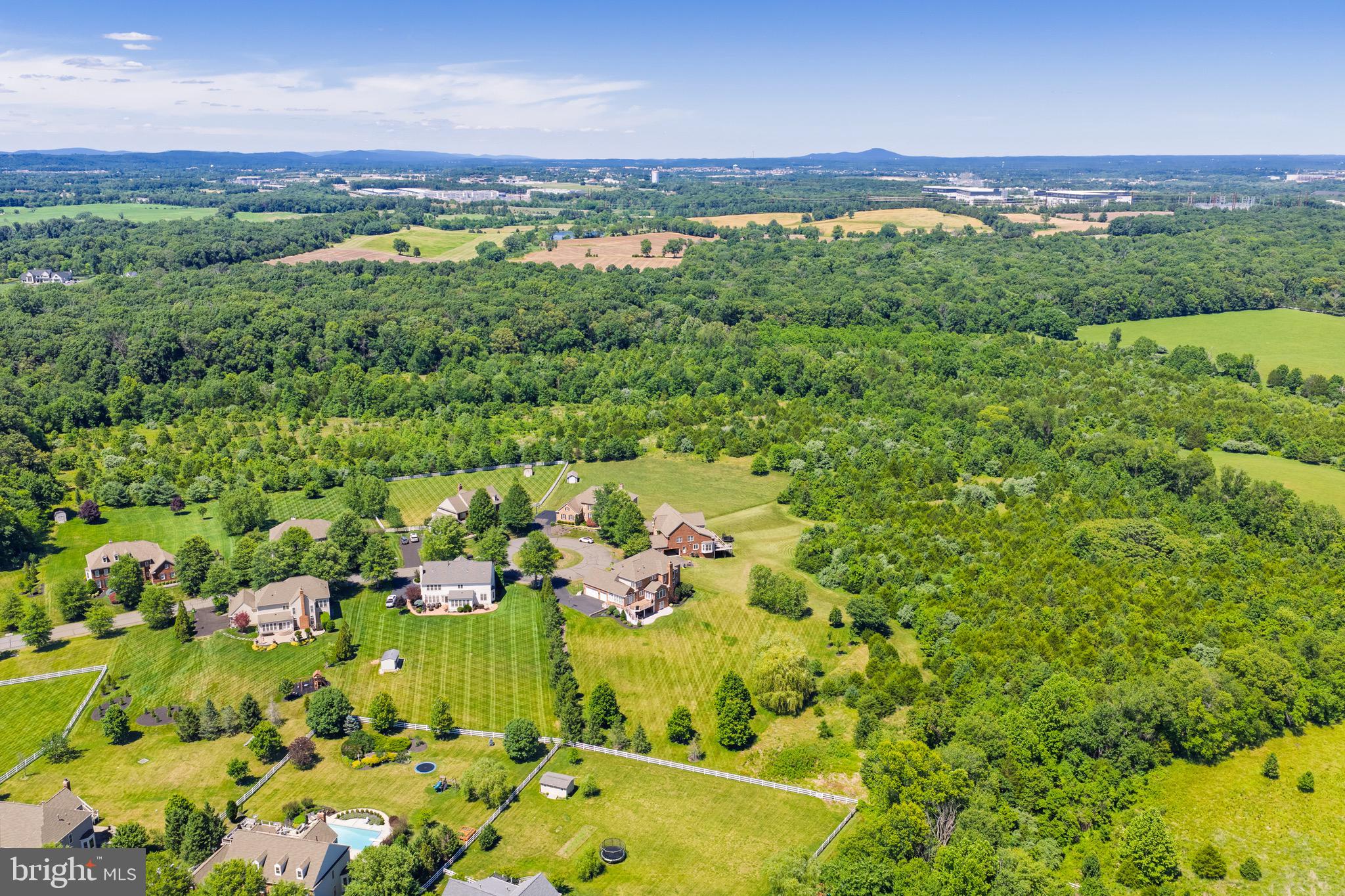 RED CEDAR - Residential