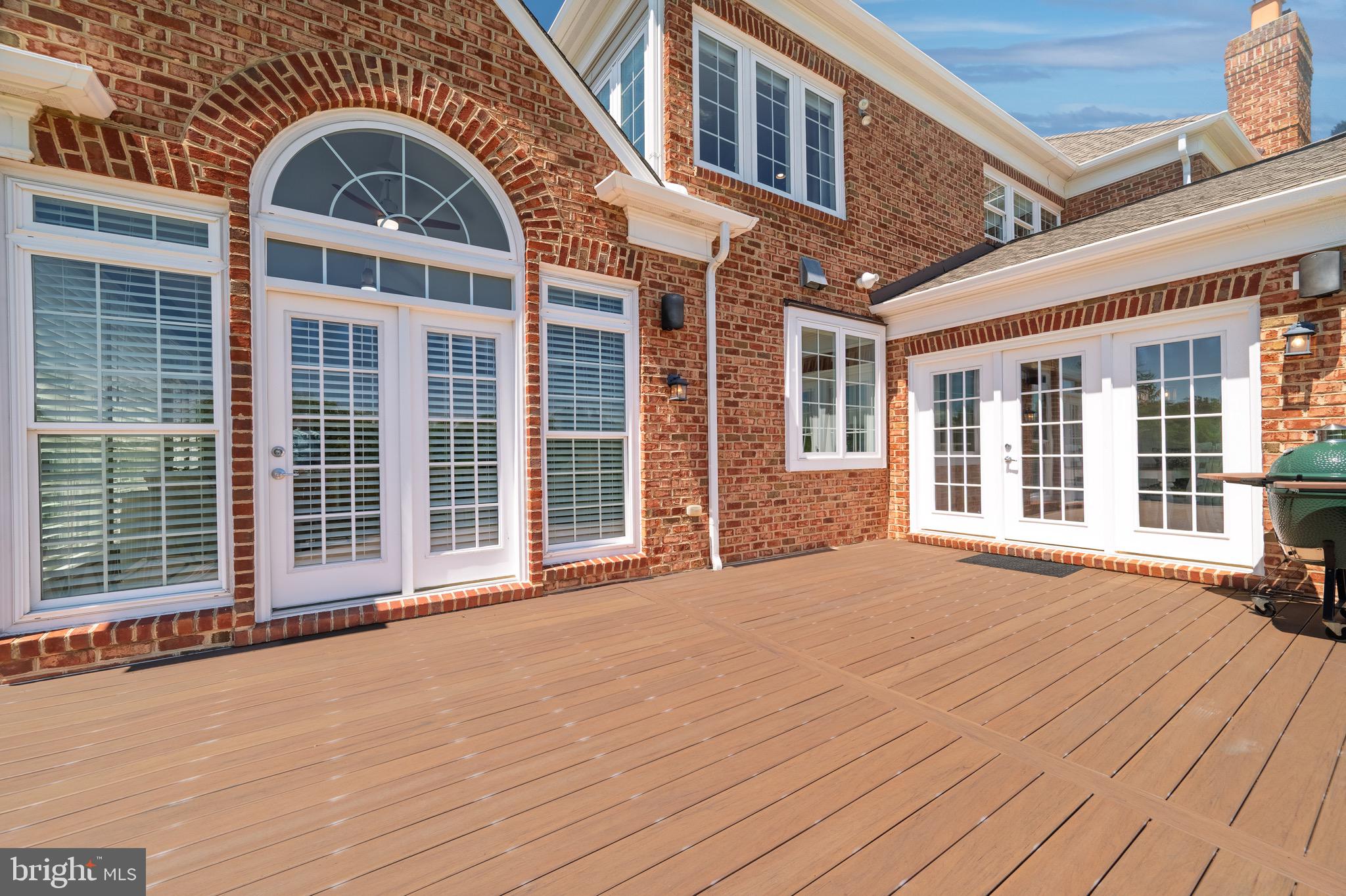RED CEDAR - Residential