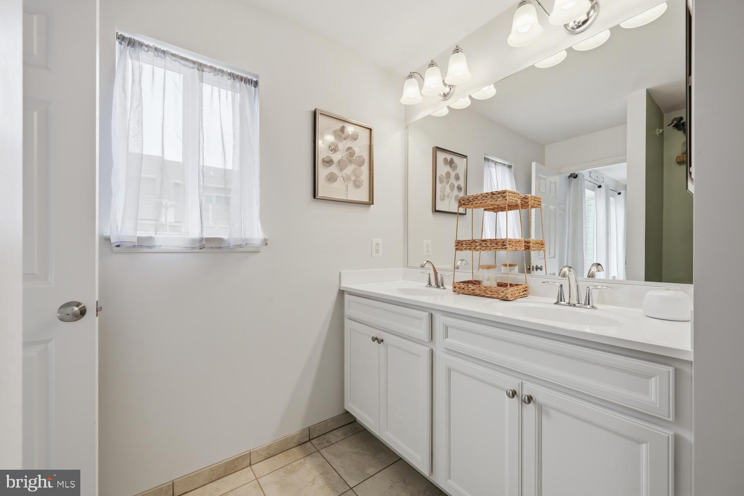 ELLENDALE - Residential