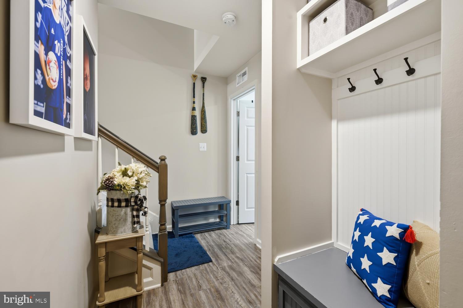 ELLENDALE - Residential
