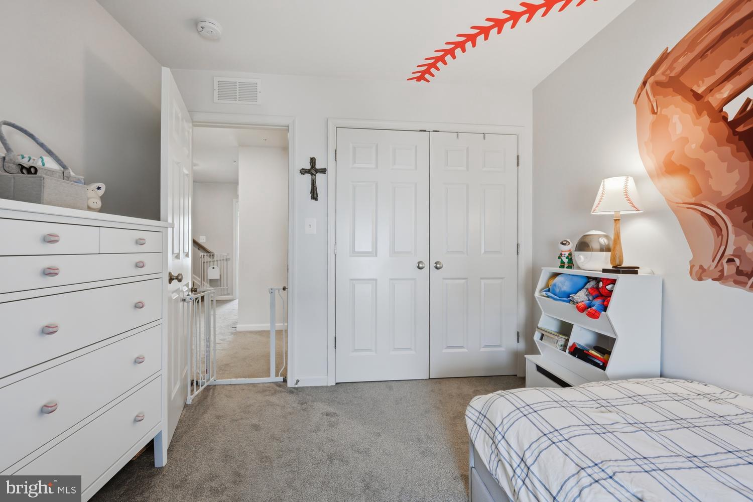 ELLENDALE - Residential