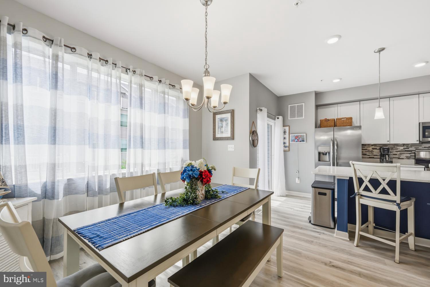 ELLENDALE - Residential